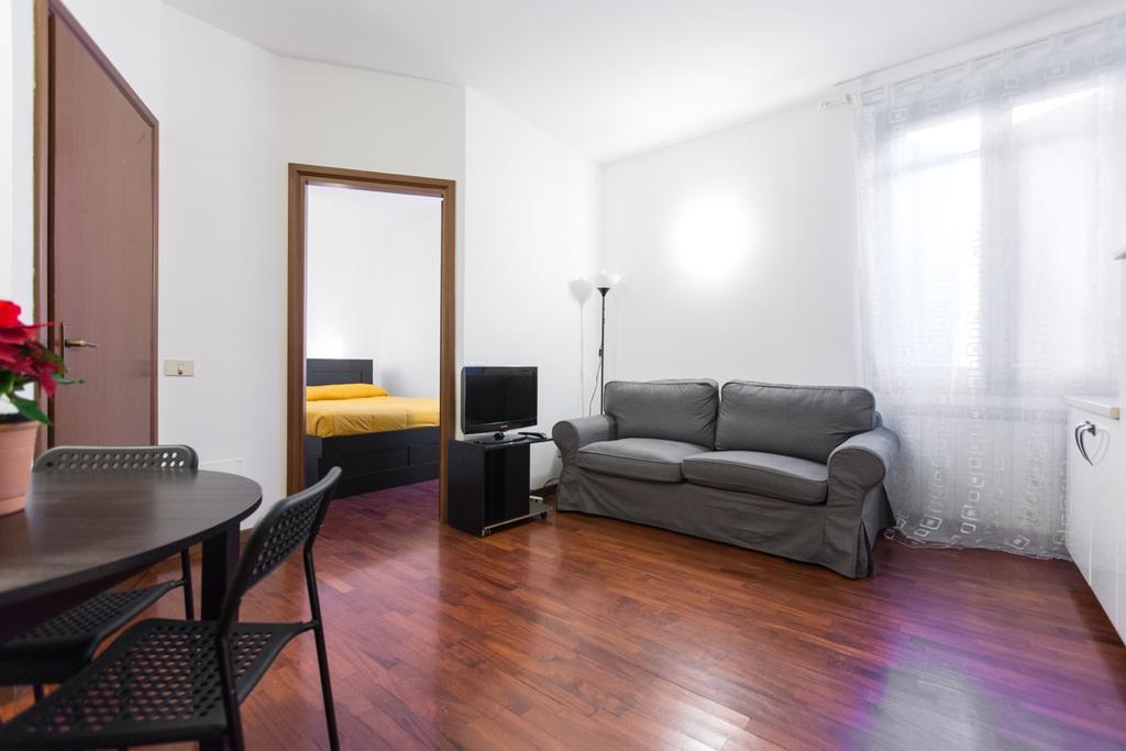 Panfilo Castaldi 37 * Milano