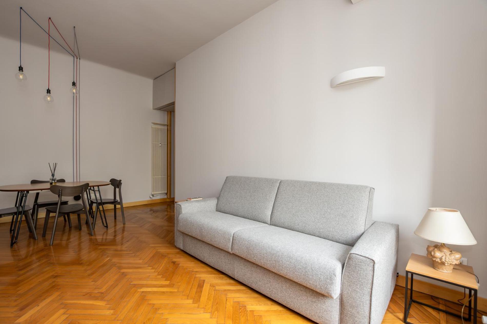 Apartment Vercelli Elegance Milan