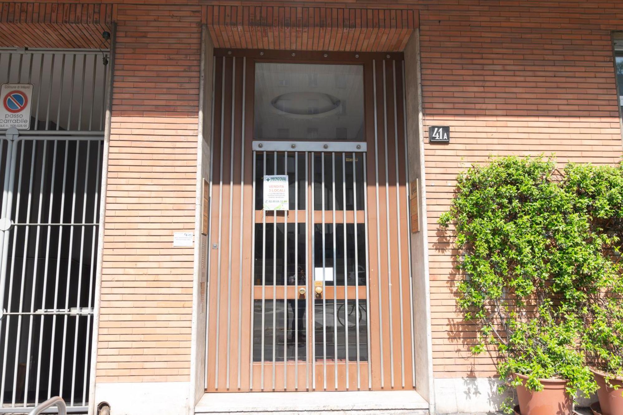 Appartamento Modern & Stylish Near Isola & Station Milano