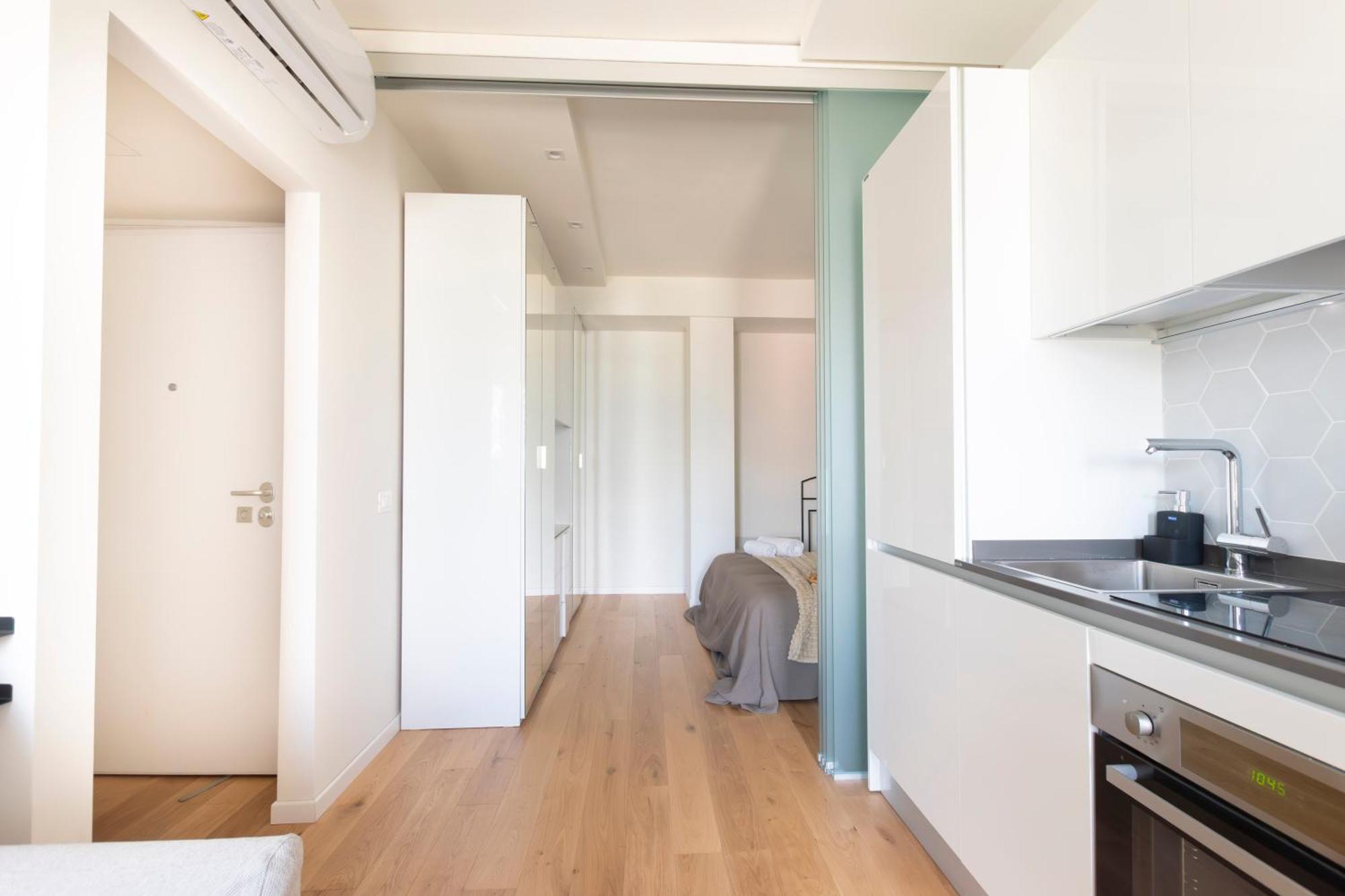 Modern & Stylish Near Isola & Station Appartamento Milano