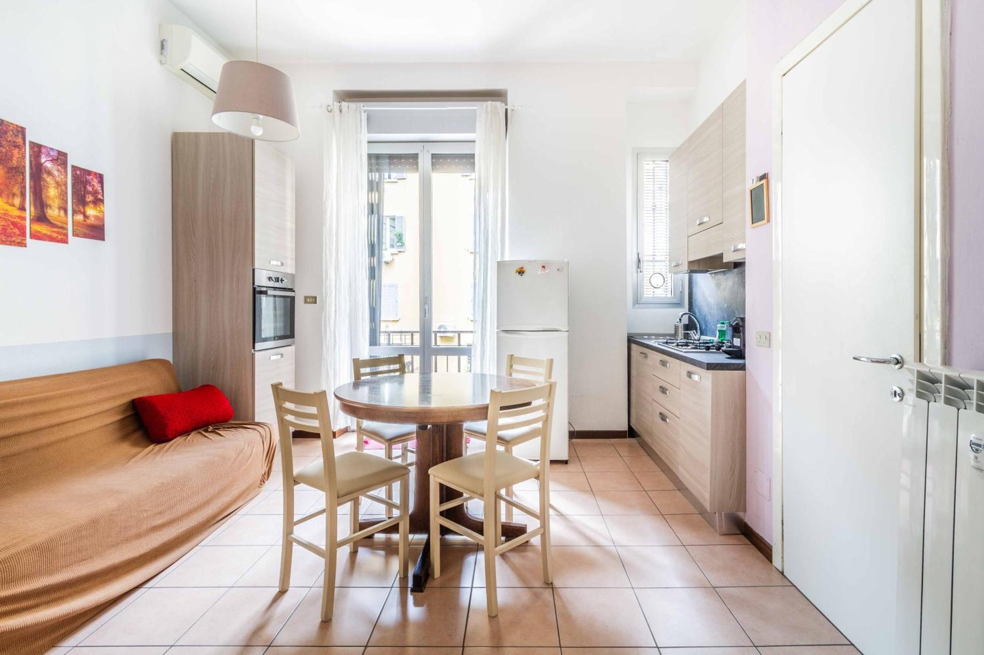 Domusmi San Gregorio 10 *