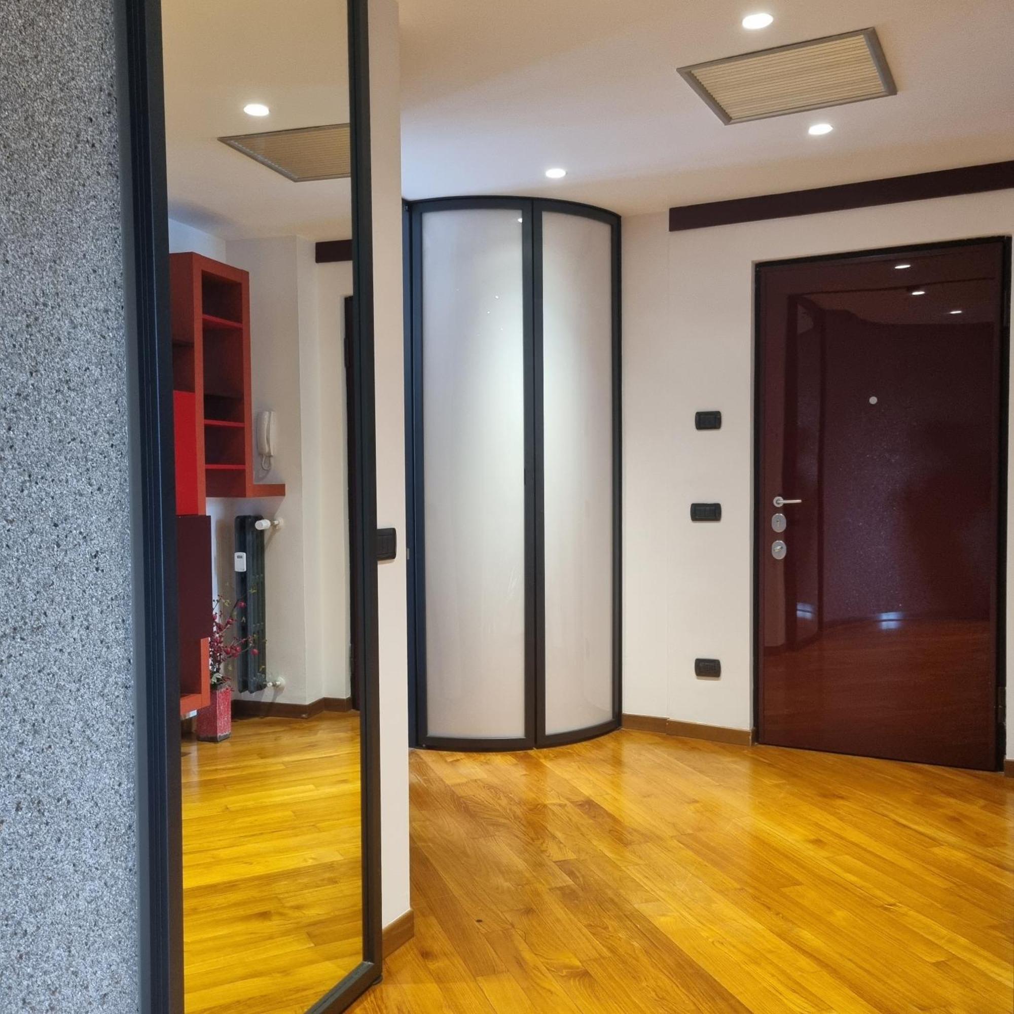 Garibaldi Station-isola-the Cubes Apartment
