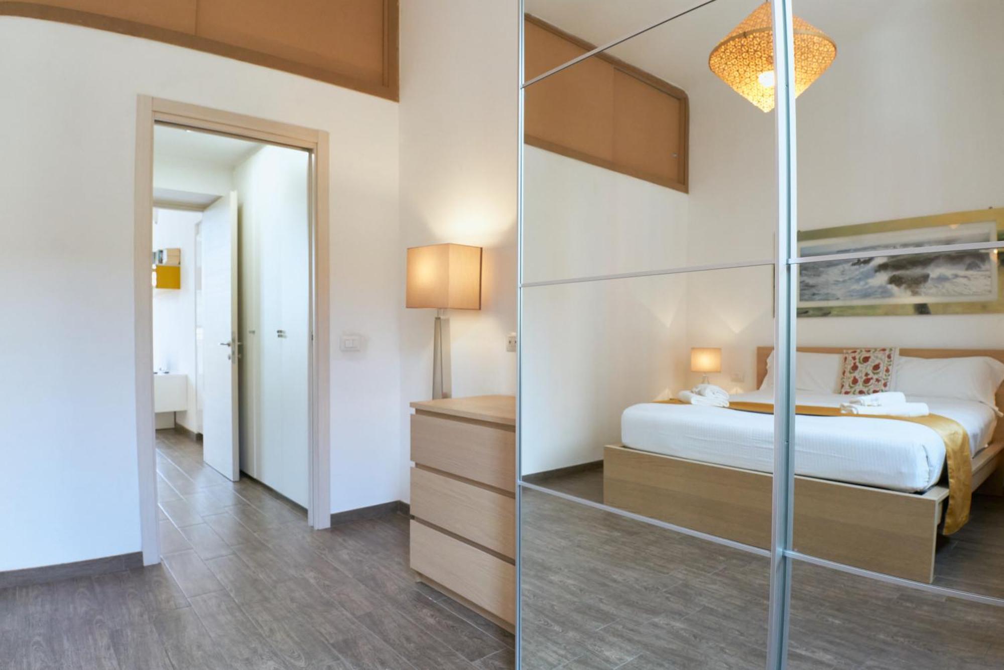 Apartment Xenia - Two-room In Fondazione Prada *