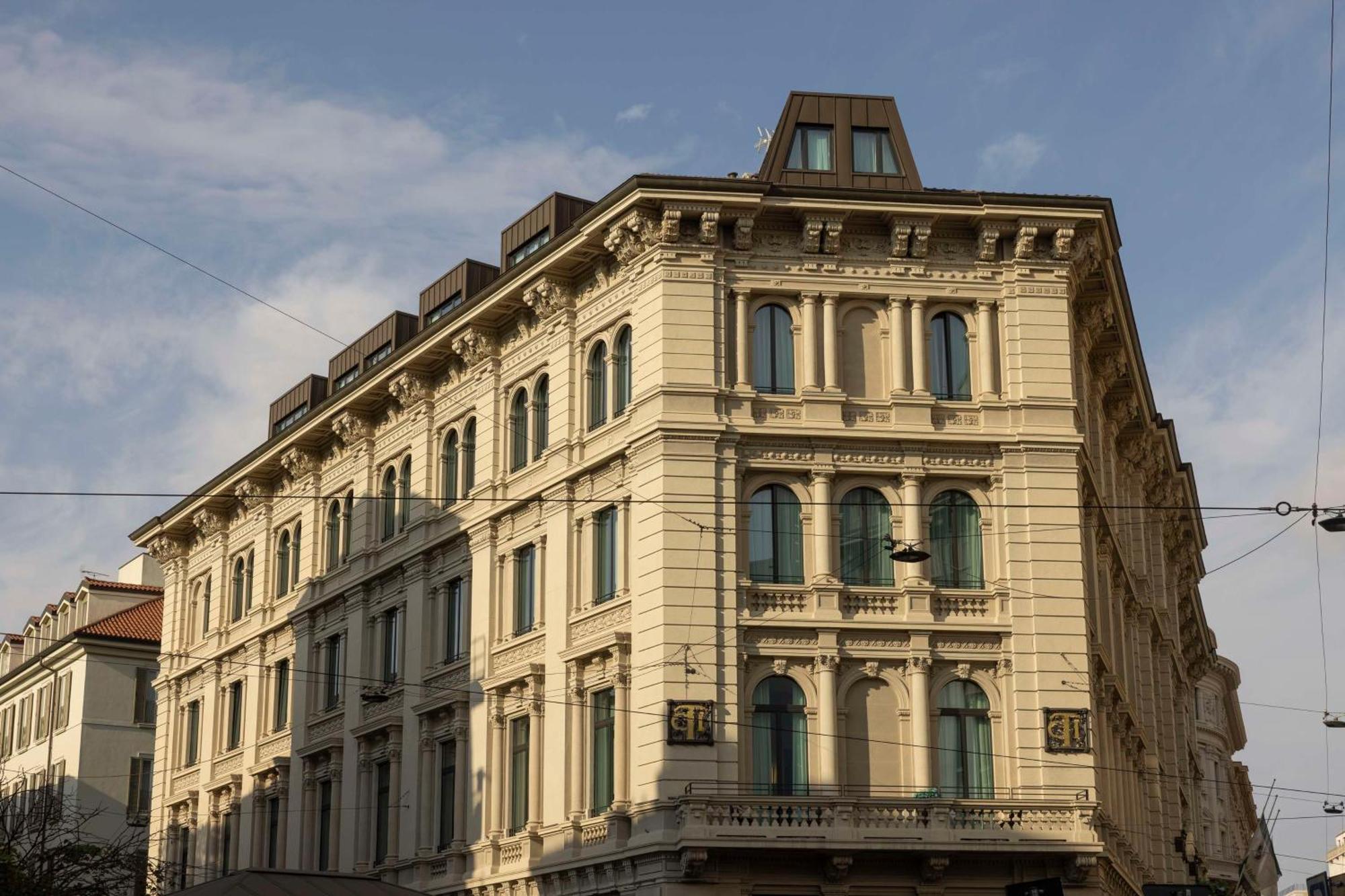 Radisson Collection Hotel, Palazzo Touring Club 5* Milan