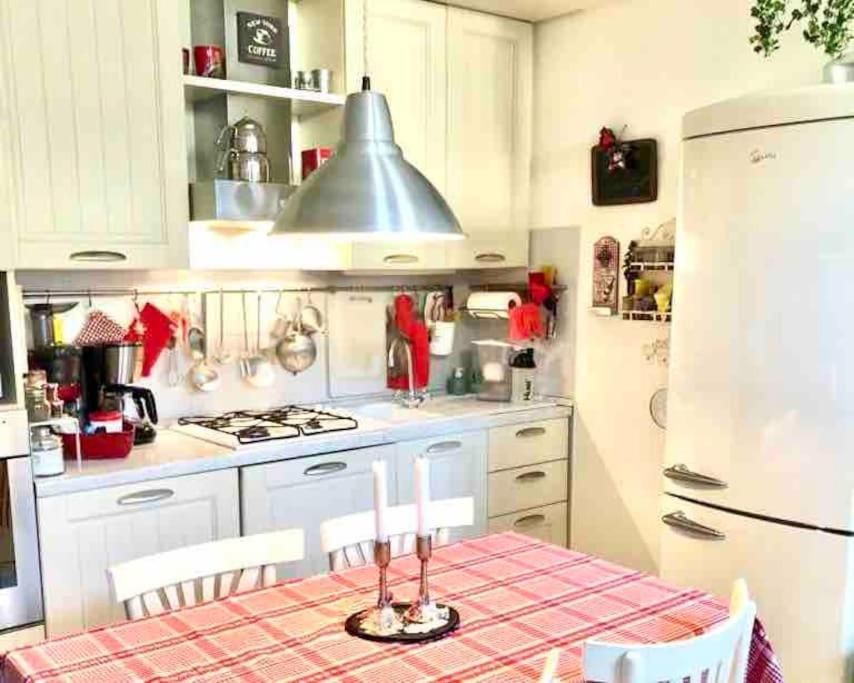 Apartamento Garden View, Free Parking And Checkout In The Afternoon Milão