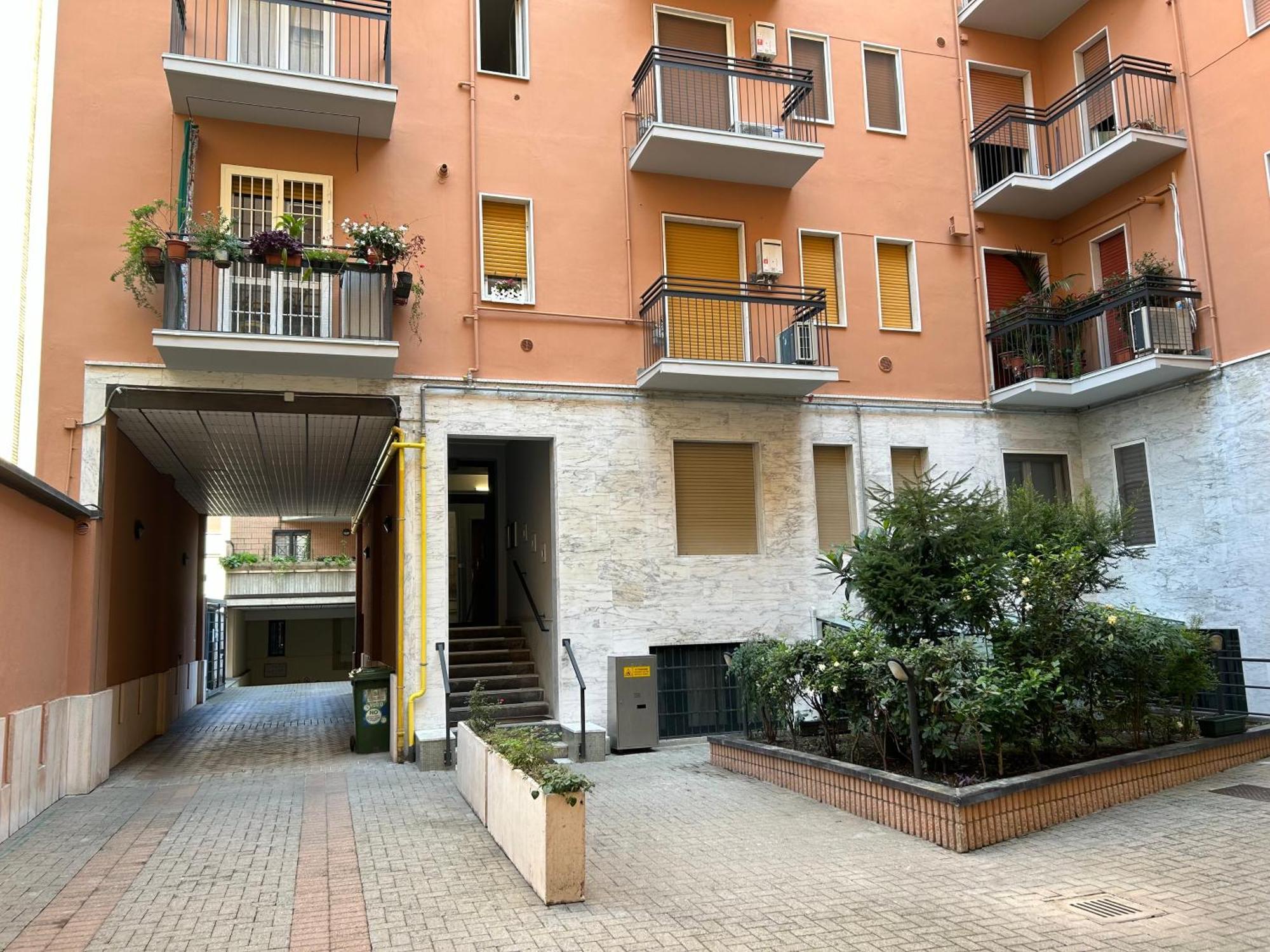 Isola-zara Modern Apartment, Duomo In 10min Milan