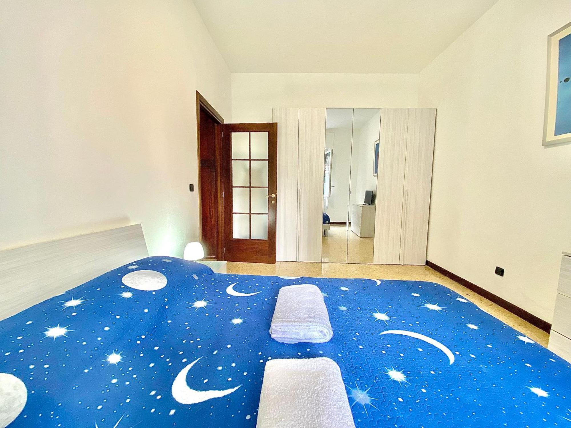 Apartment Navigli Style, Tra Metropolitana Famagosta, Comfort E Modernita