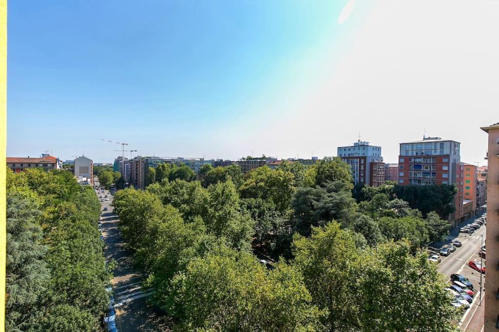 Apartment Exclusive & Strategic 2-bedroom Apartment, 50m From M4 *