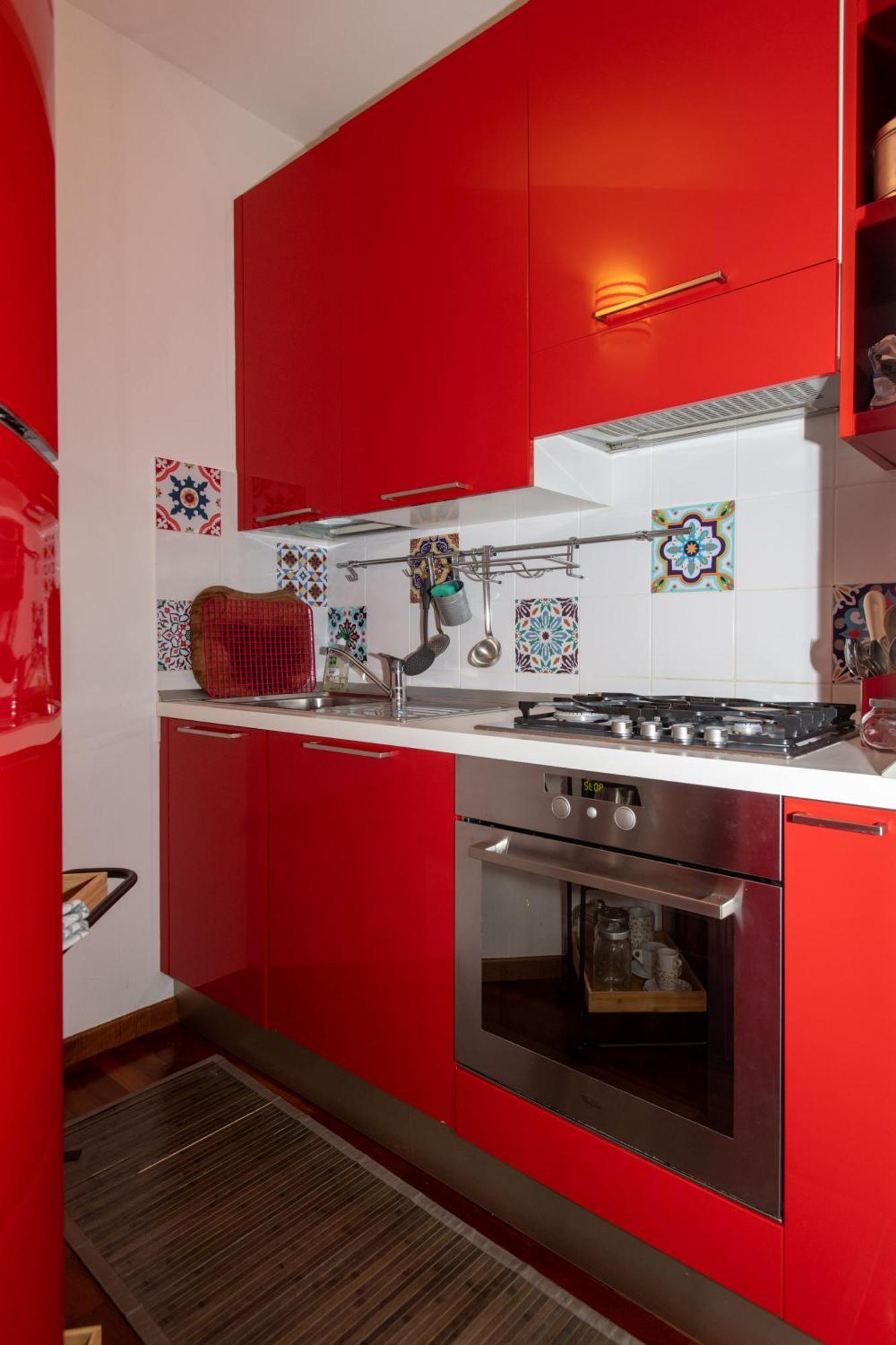 10 Minutes Duomo-elegant Apartment Milan