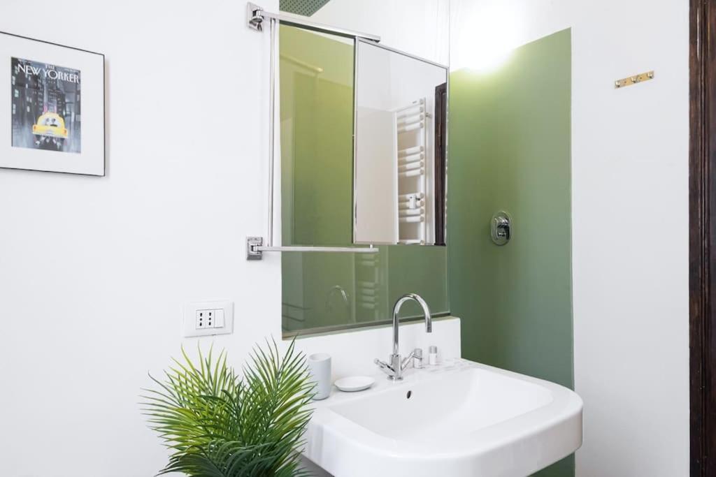 Apartment Easylife - Style And Elegance Near Porta Romana Milan