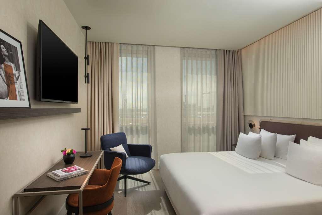 Nh Collection Life Hotel 4*