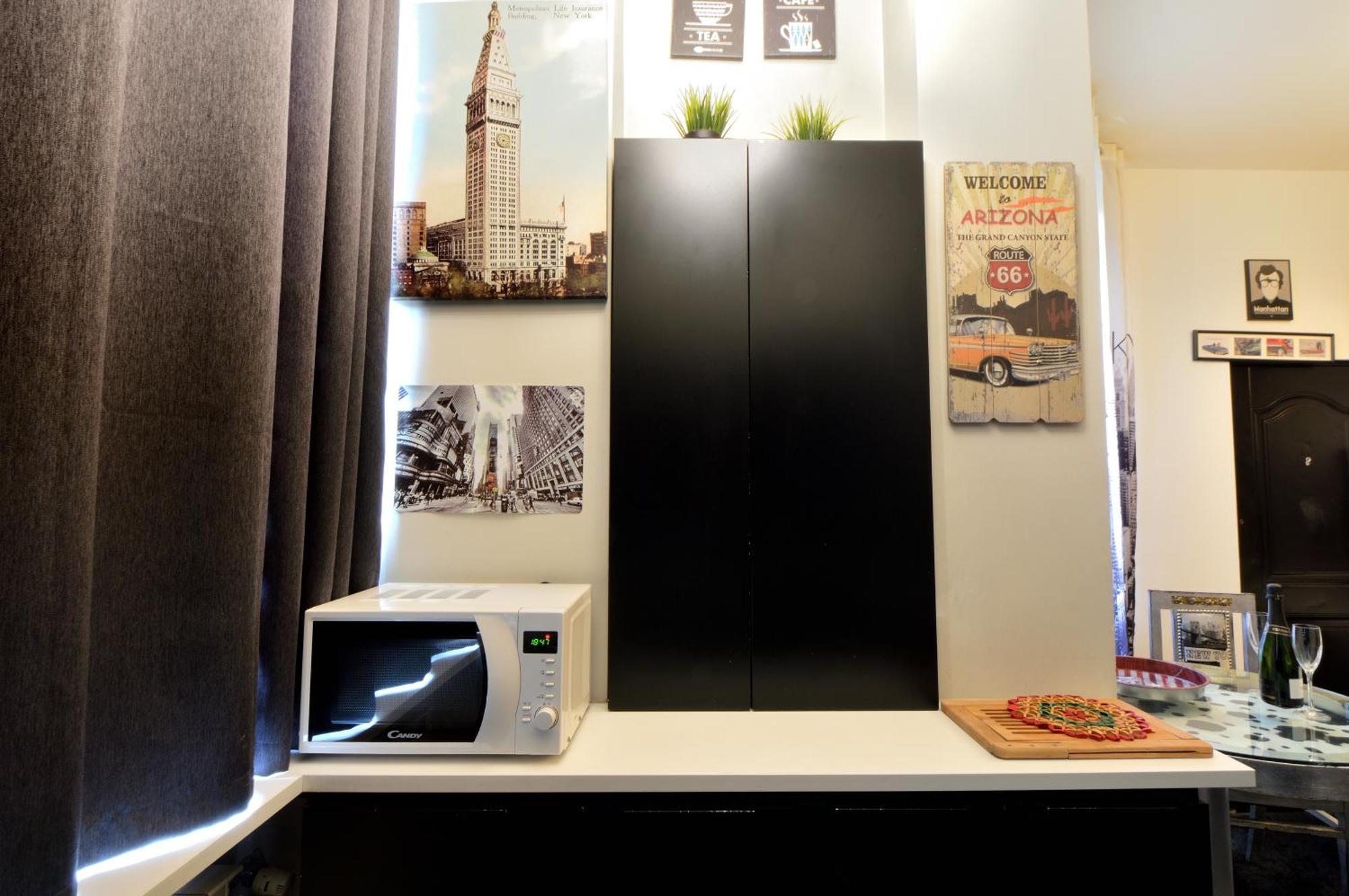 Apartment Stupendo Di Design A Tema America- Potente Wi-fi Ottimo Il Collegamento Con Aeroporto Di Malpensa E Rho Fiera, Vicino Metro *
