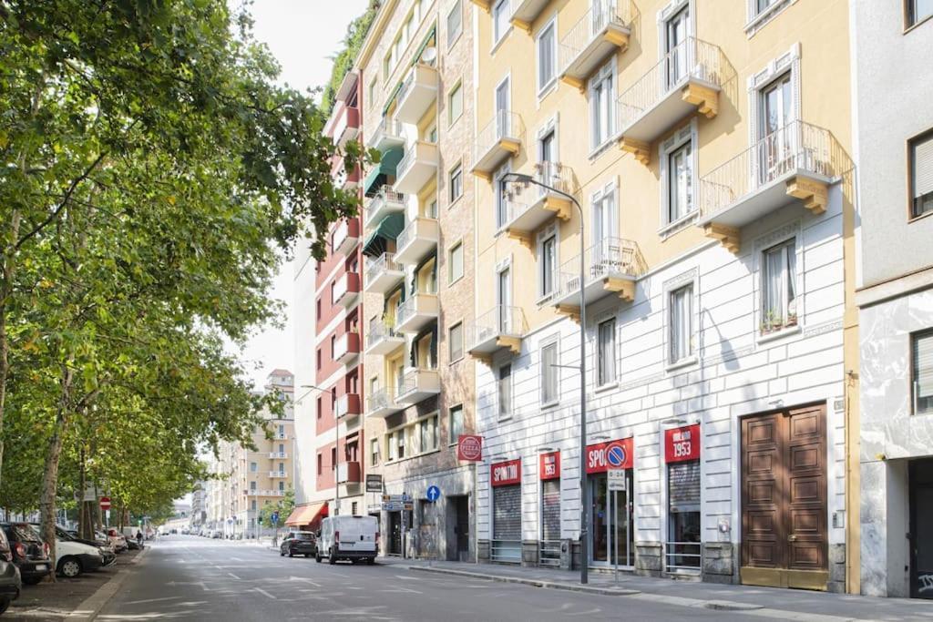Easylife - With Balcony Near Navigli Apartment Milan