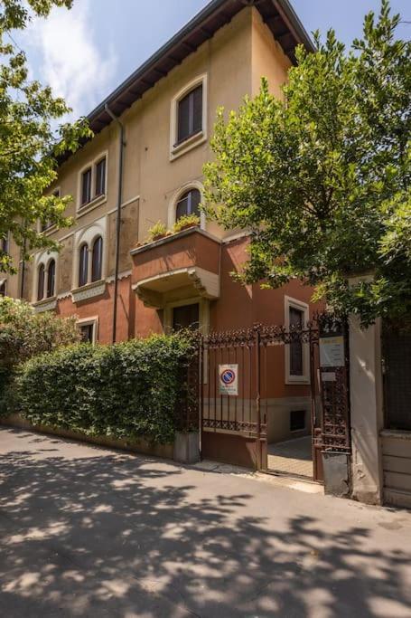Centralissimo,tutto A Portata Di Mano! Milão