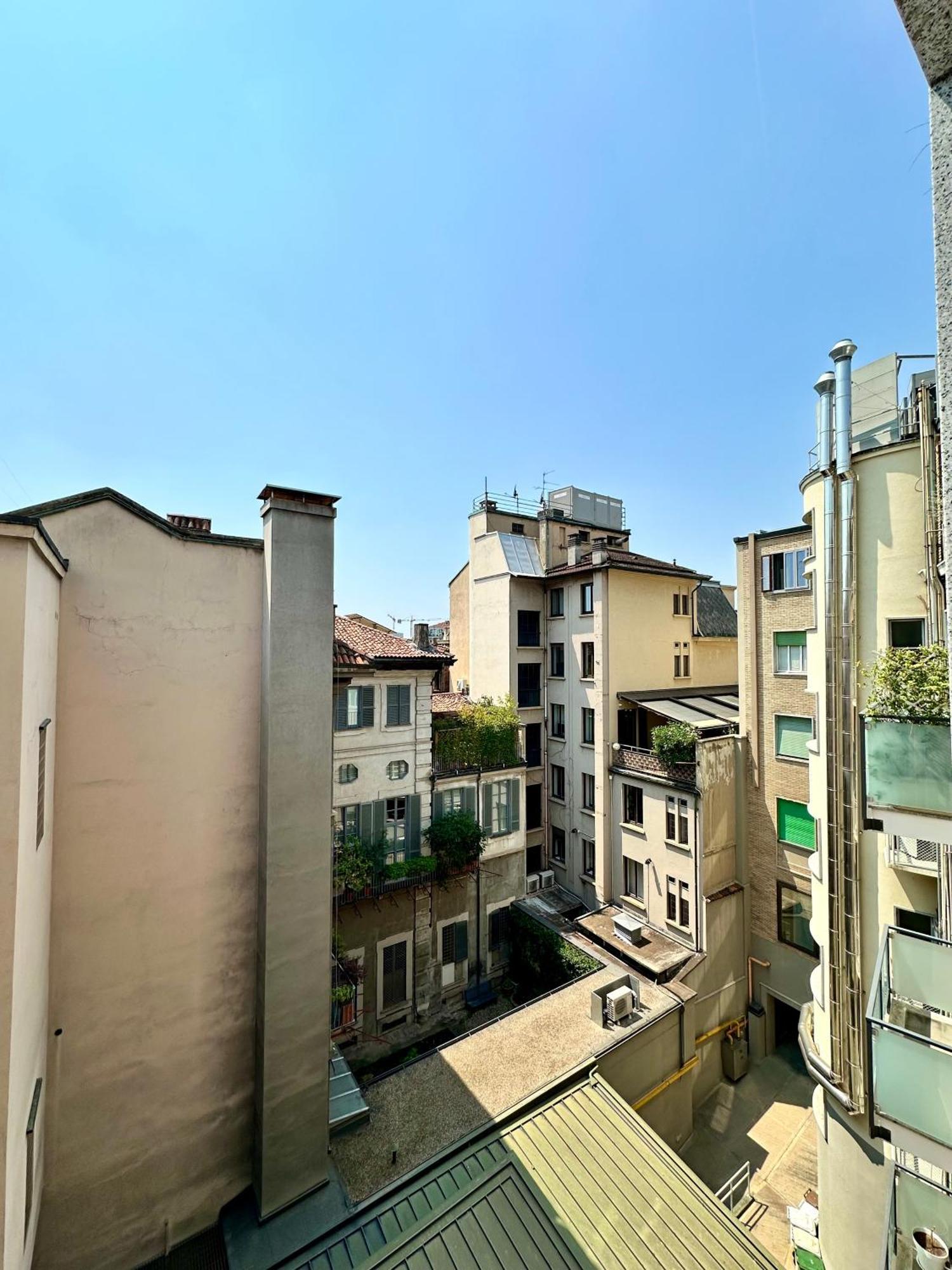 Casa Della Borsa - A * Milão