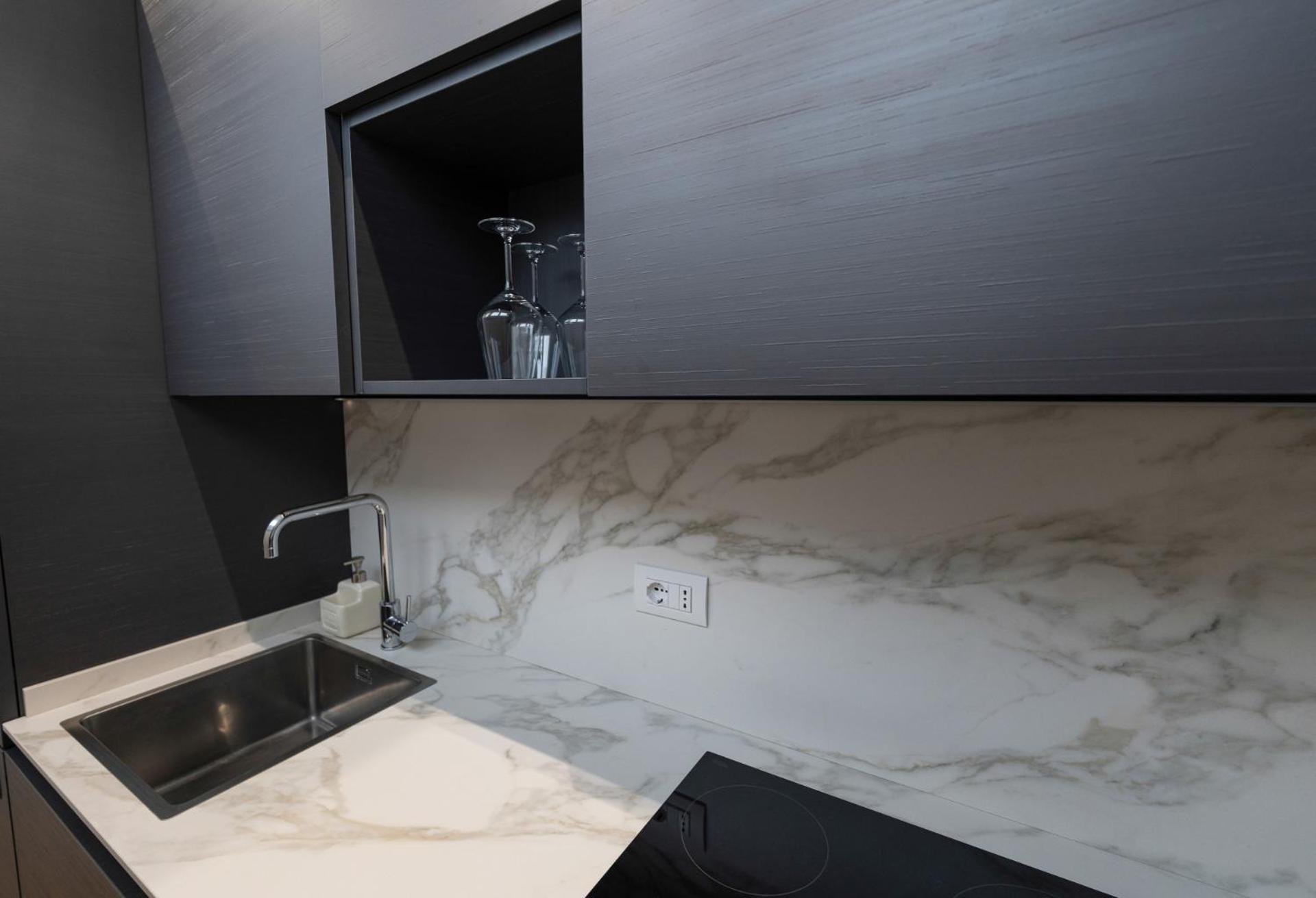 Elegant In The Heart Of Apartment *