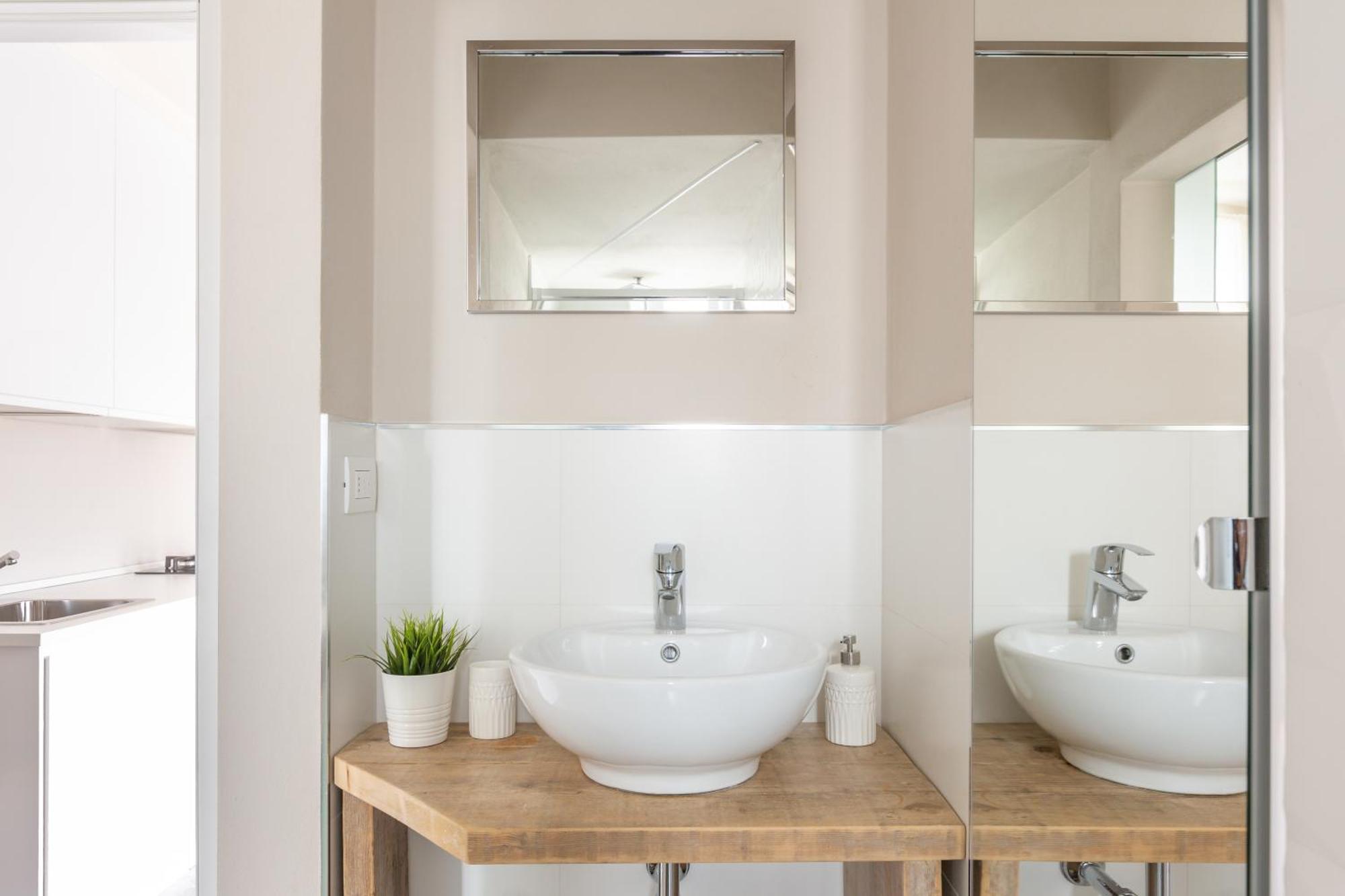 Stylish Studio, Skyline View, Modern Amenities * Milão