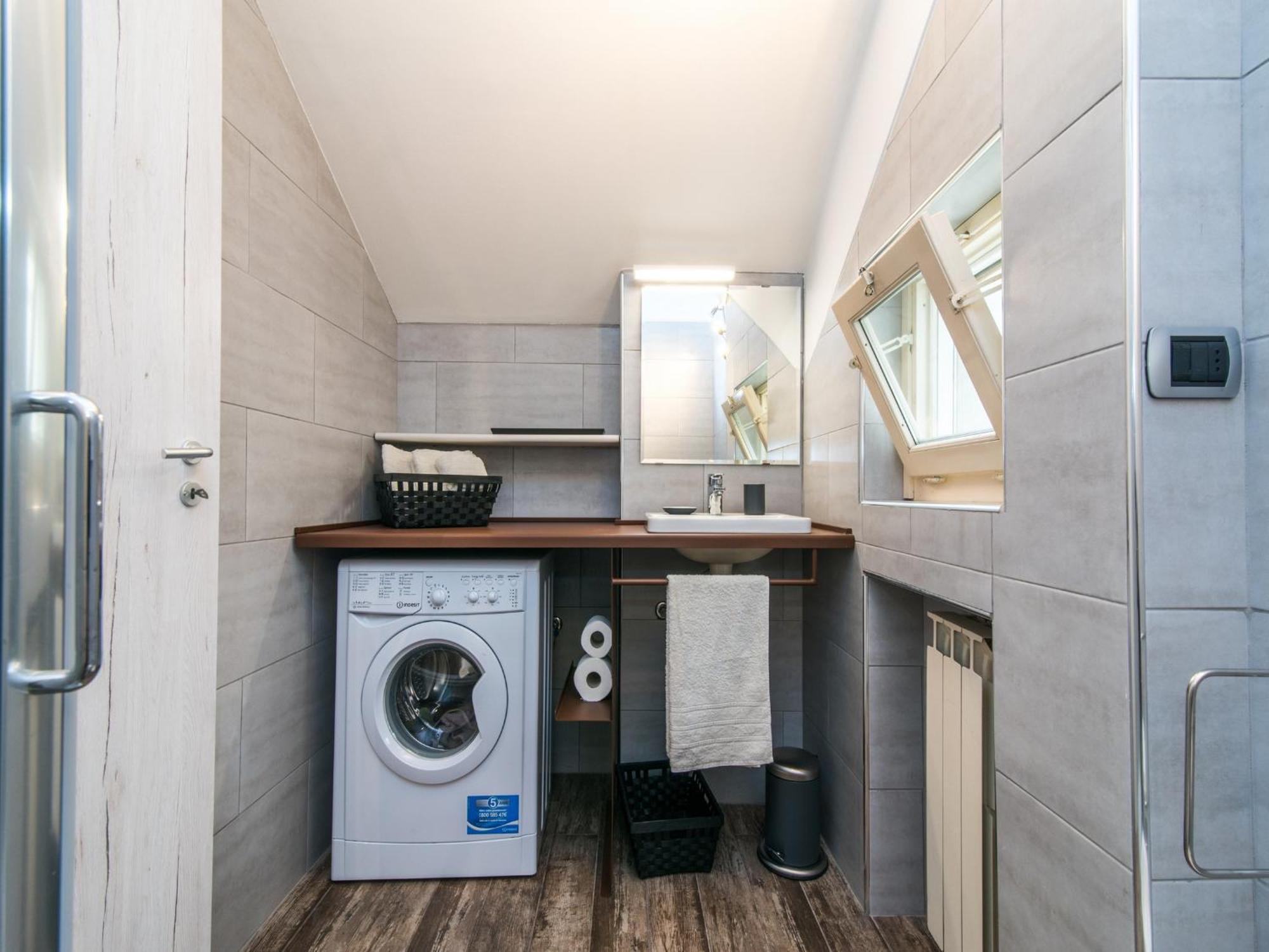 Apartment The Best Rent - Beautiful With Balcony In Porta Romana