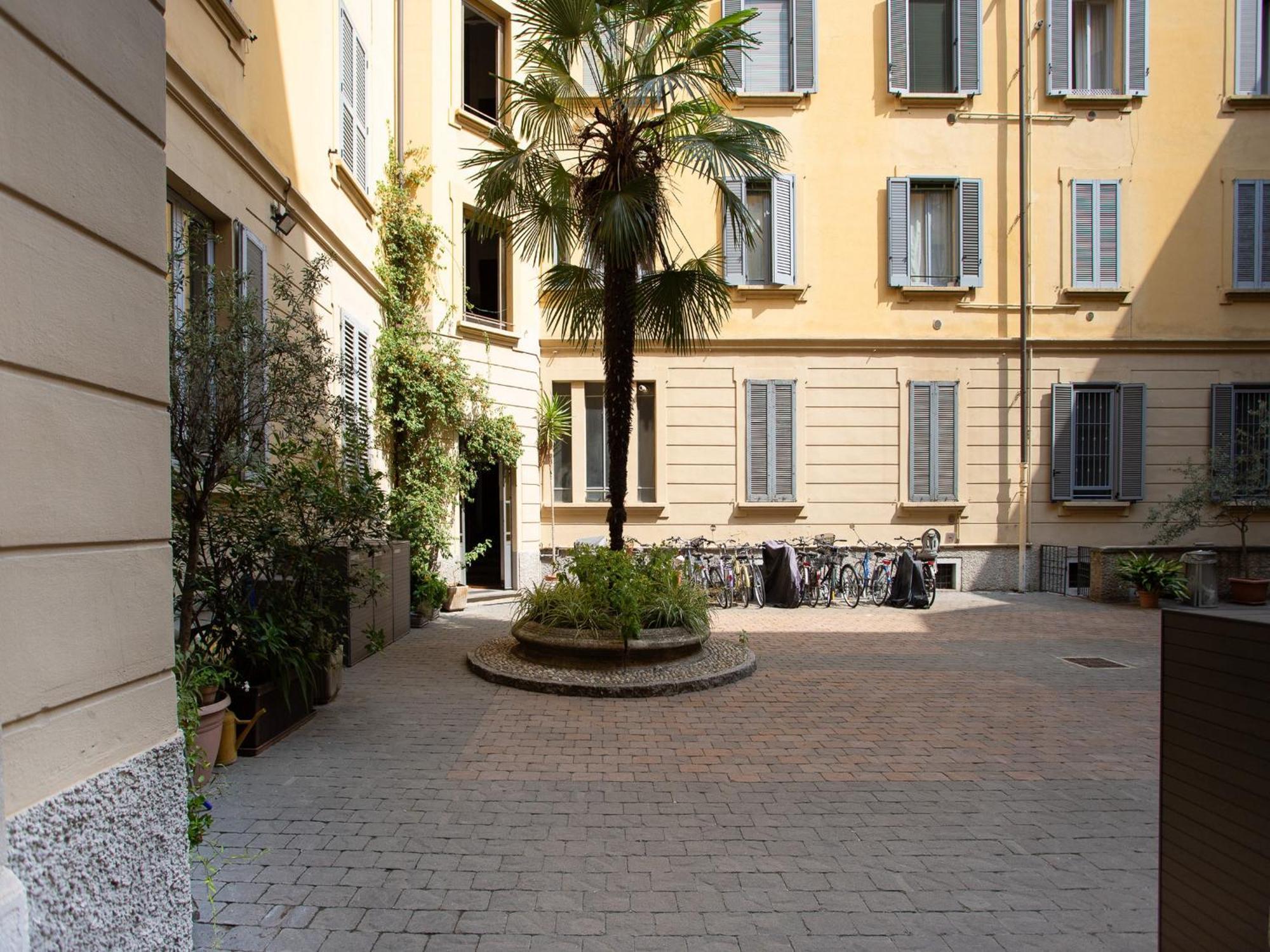 The Best Rent - Beautiful With Balcony In Porta Romana Apartment Milan