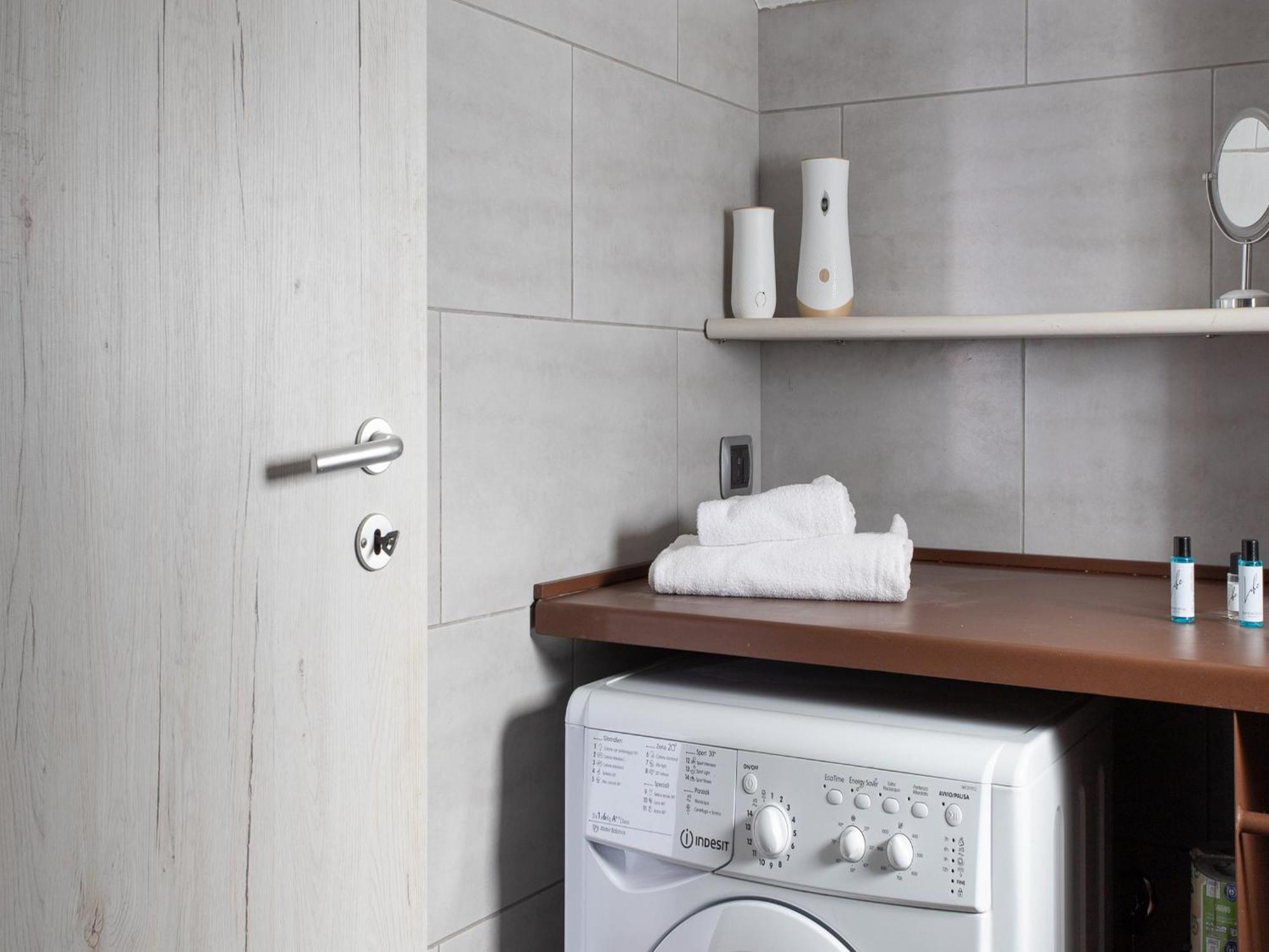 The Best Rent - Beautiful With Balcony In Porta Romana