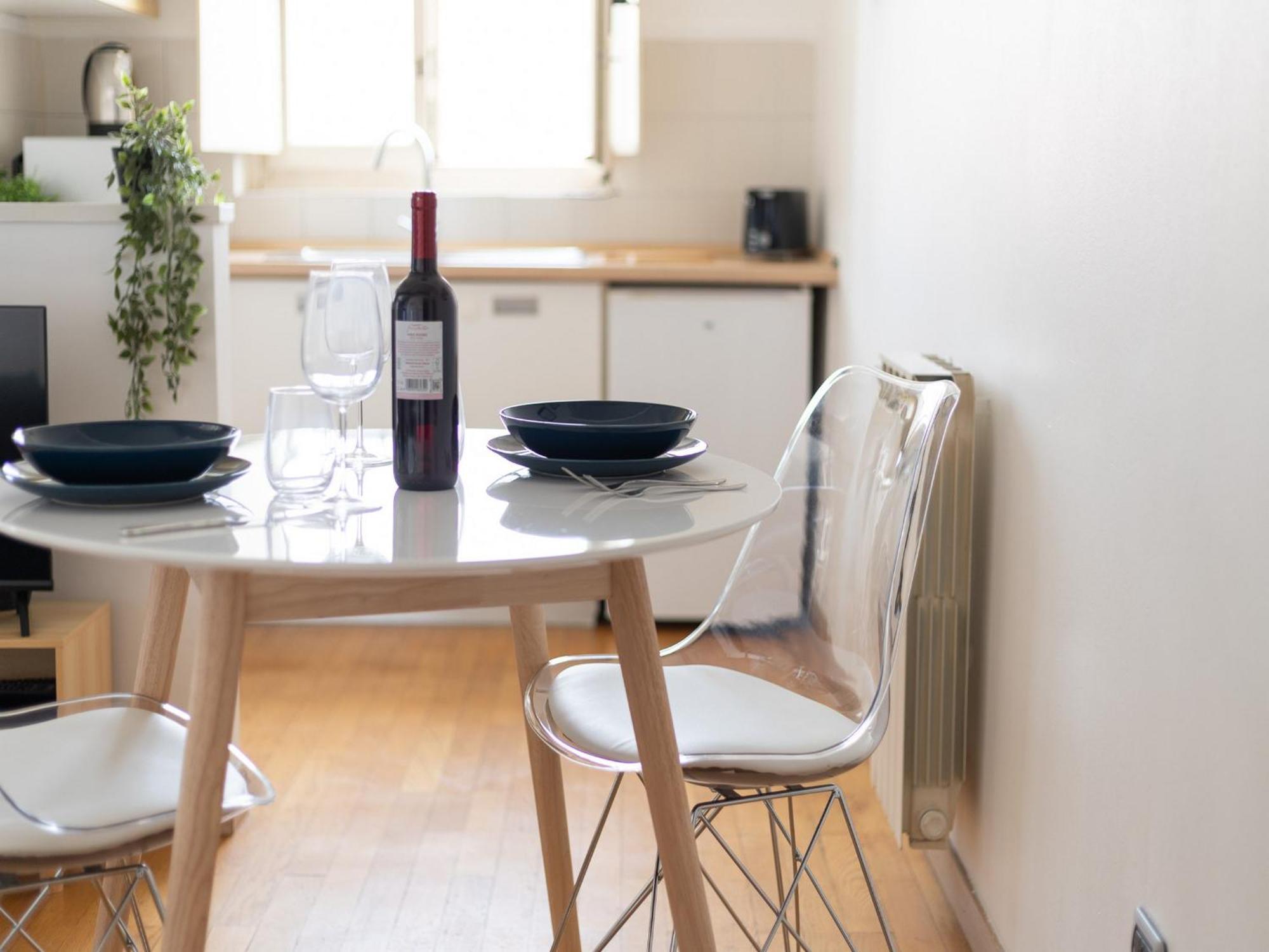 The Best Rent - Beautiful With Balcony In Porta Romana Apartment