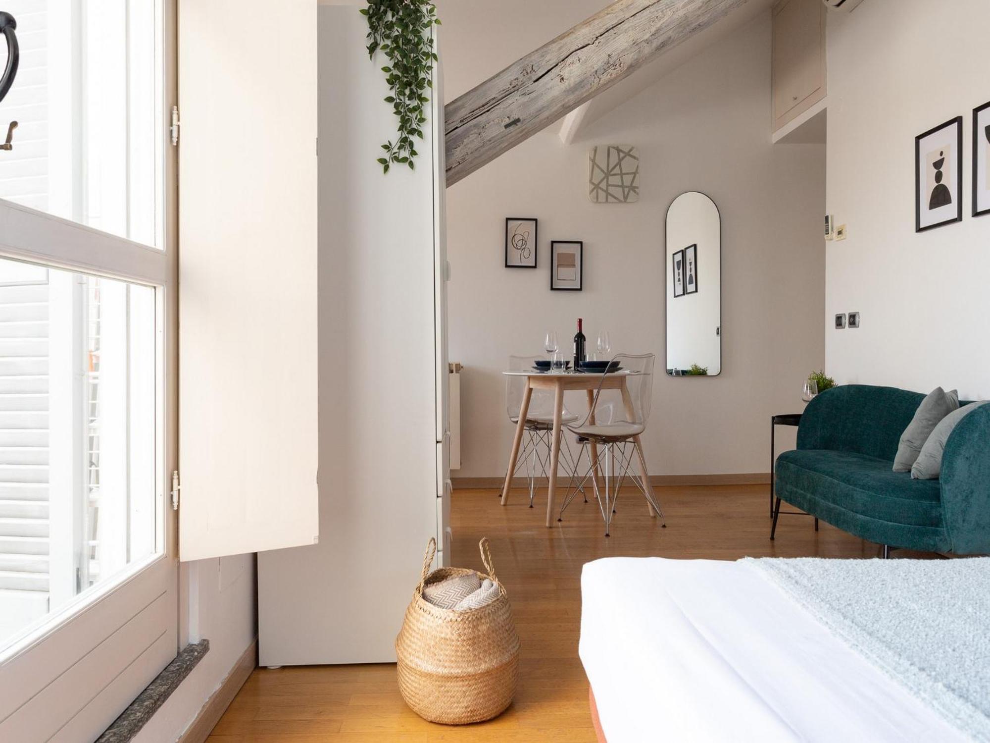 The Best Rent - Beautiful With Balcony In Porta Romana Milan