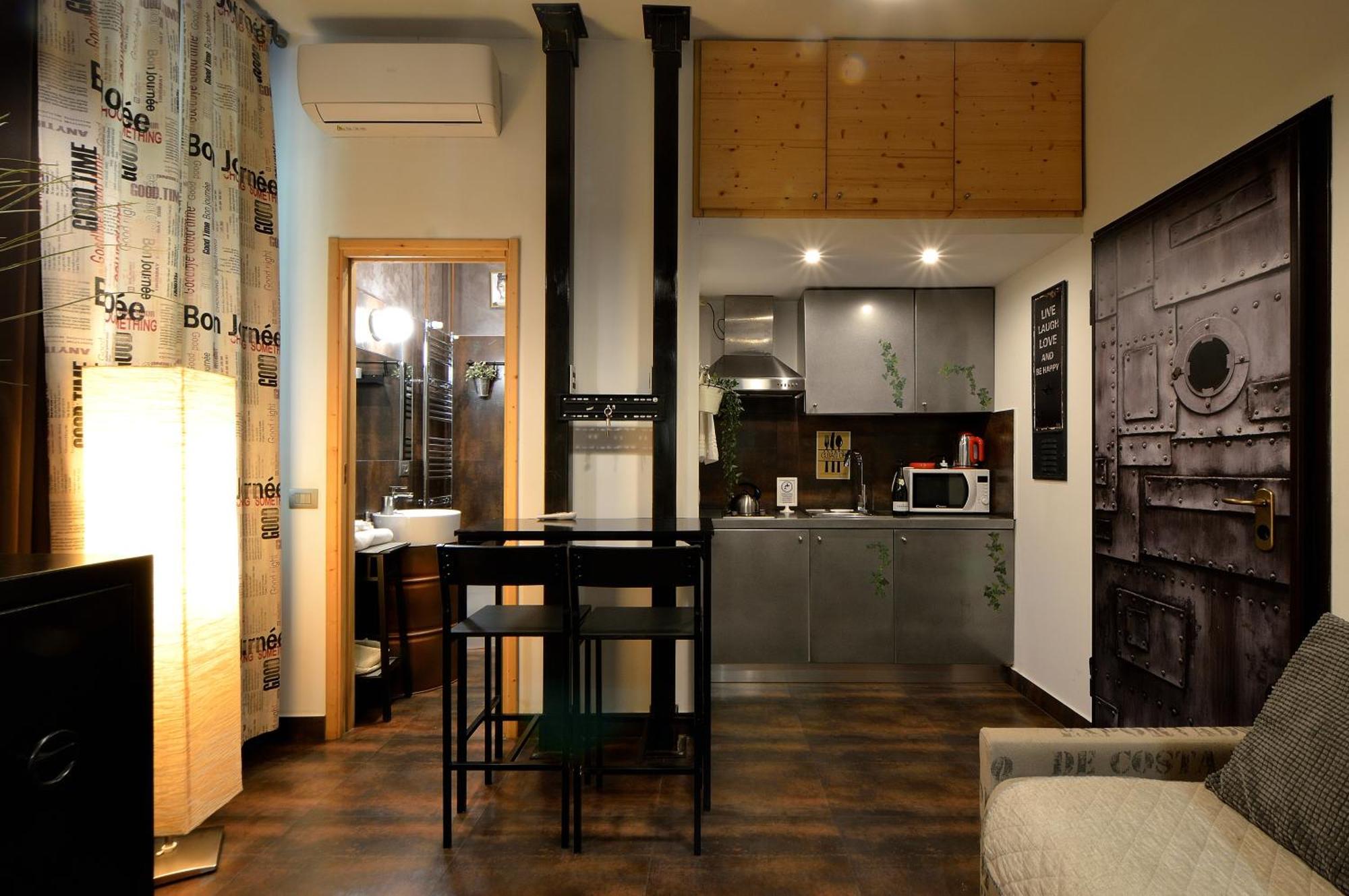 Deluxe Stile Industrial Centro Milano, Potente Wi-fi, 3 Linee Metropolitane- Collegato Direttamente Con Aeroporto Di Malpensa E Rho Fiera In 10 Minuti Appartamento