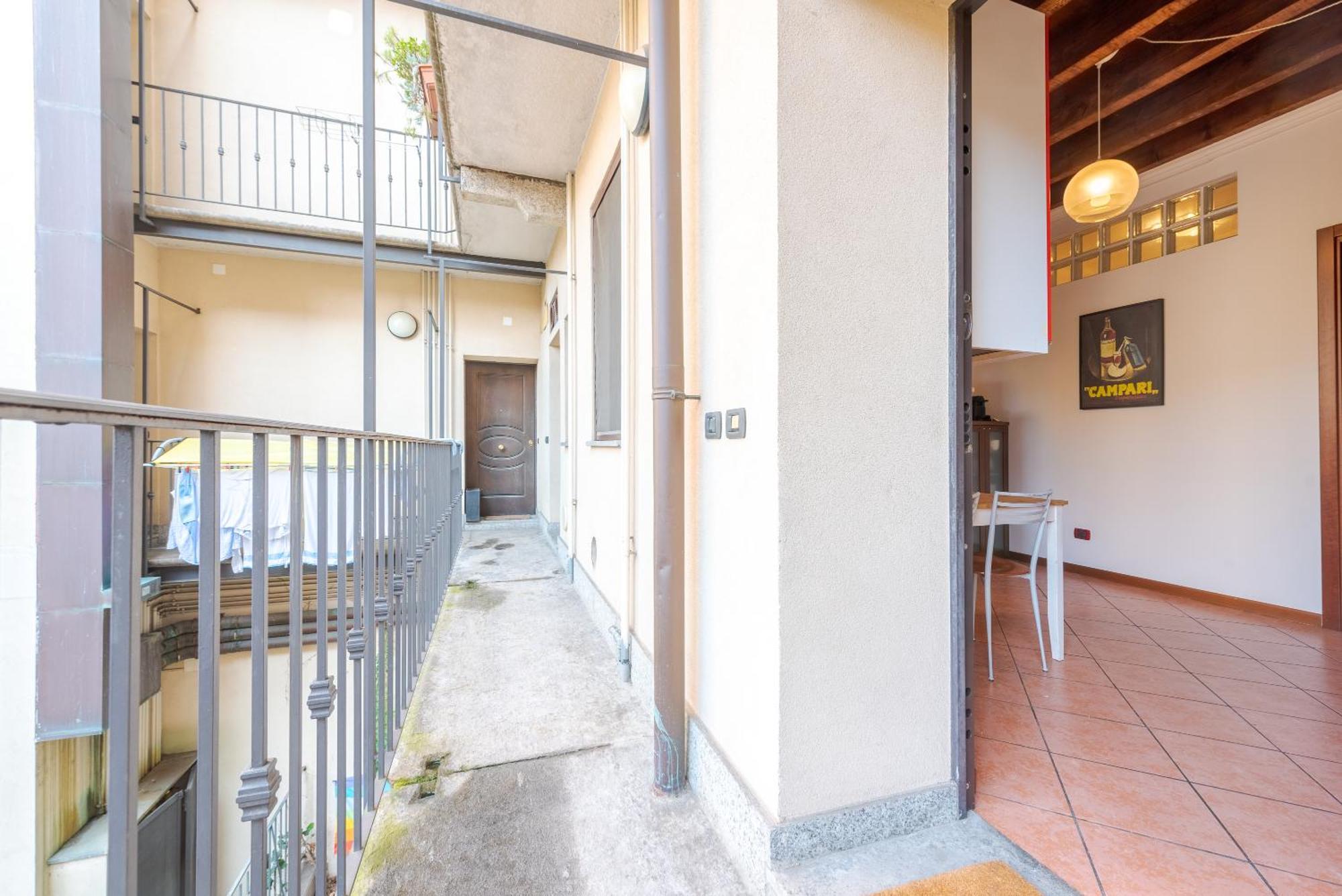 Apartment Guest Planet - Rosso - Navigli Area *