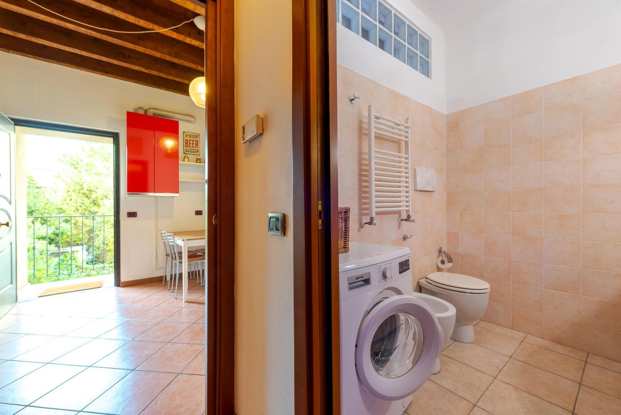 Apartment Guest Planet - Rosso - Navigli Area *