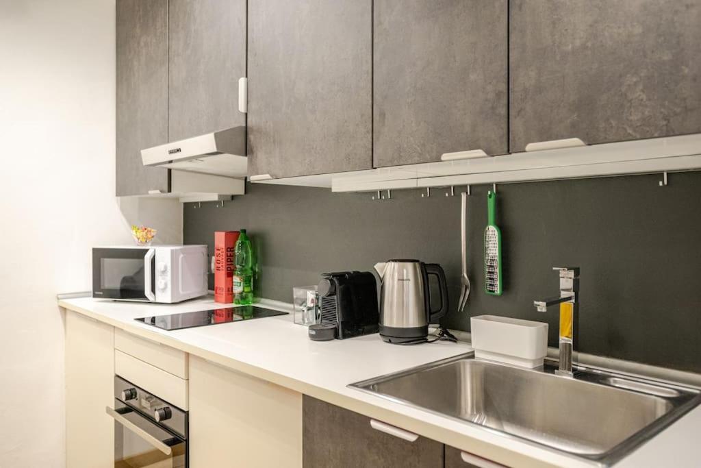 Apartment I Simple & Smart I Prime Location, Metro Nearby
