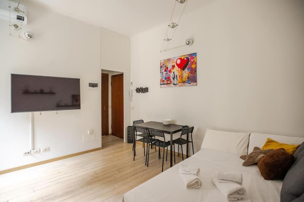 Apartment I Simple & Smart I Prime Location, Metro Nearby *