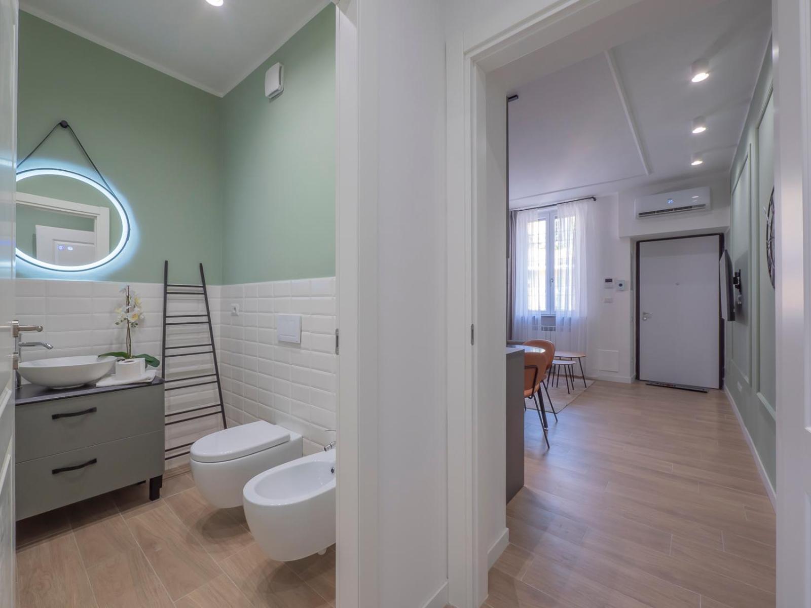 Youhosty - Modern Portello Apartment