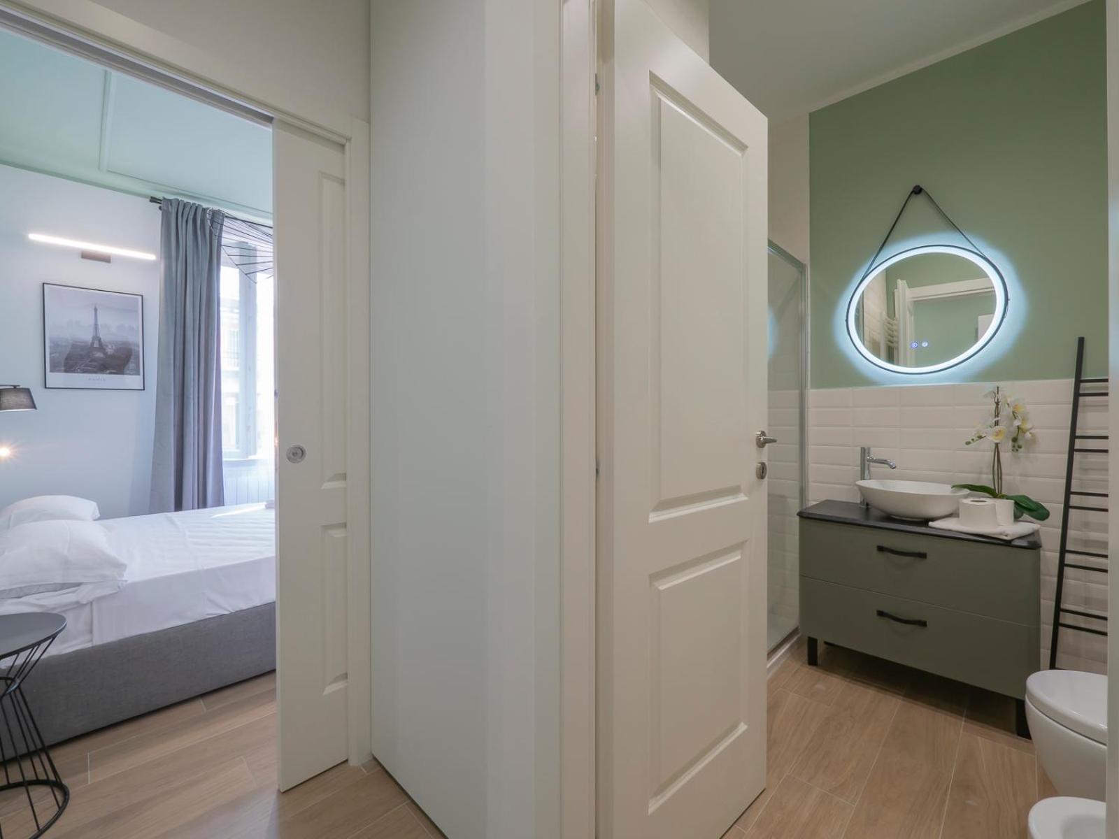 Youhosty - Modern Portello Apartment *
