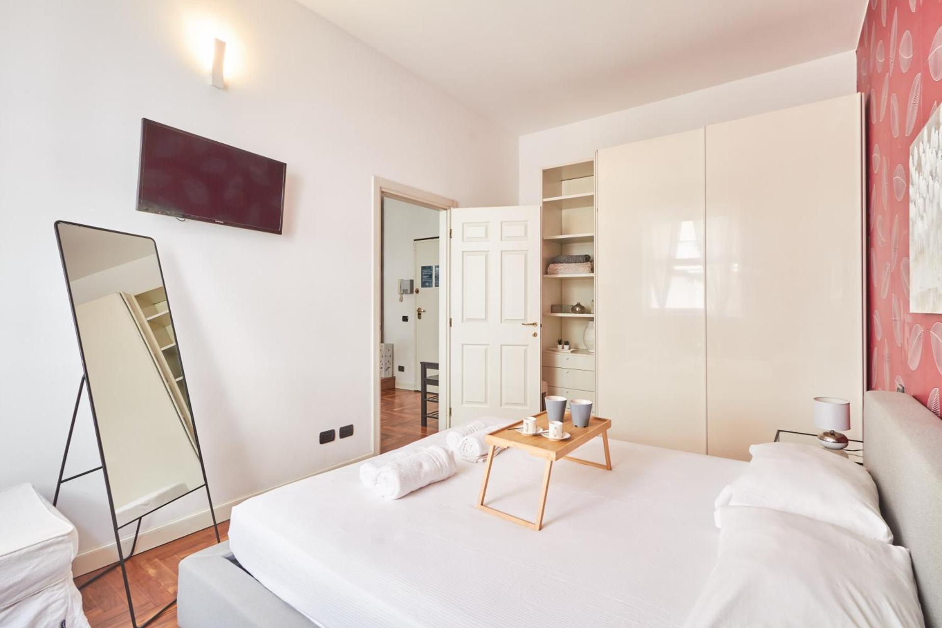 Apartment Easylife - Raffinato In Duomo Milan