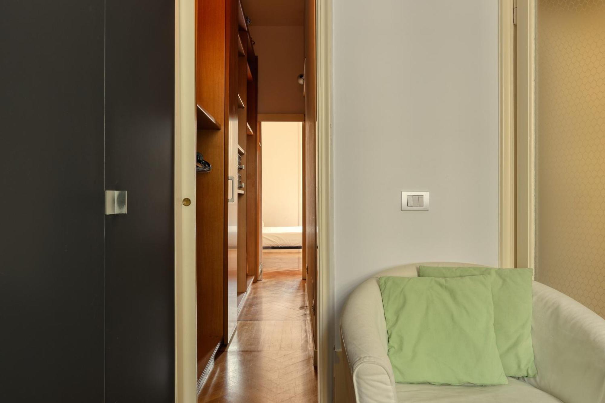 Apartment Joivy Warm & Airy Flat Near The Centre Milan