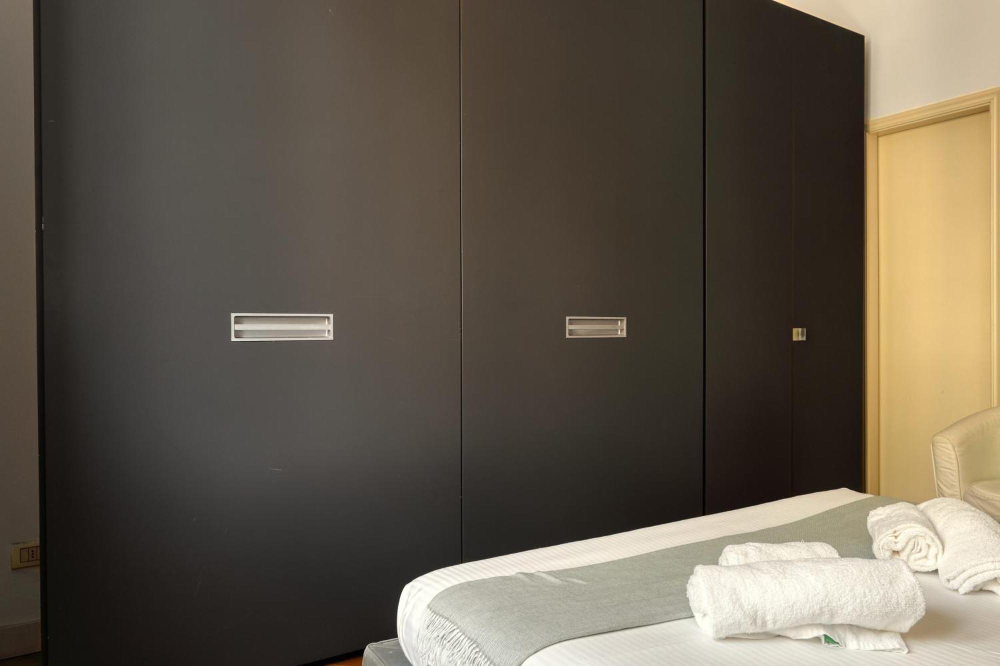 Joivy Warm & Airy Flat Near The Centre Milan