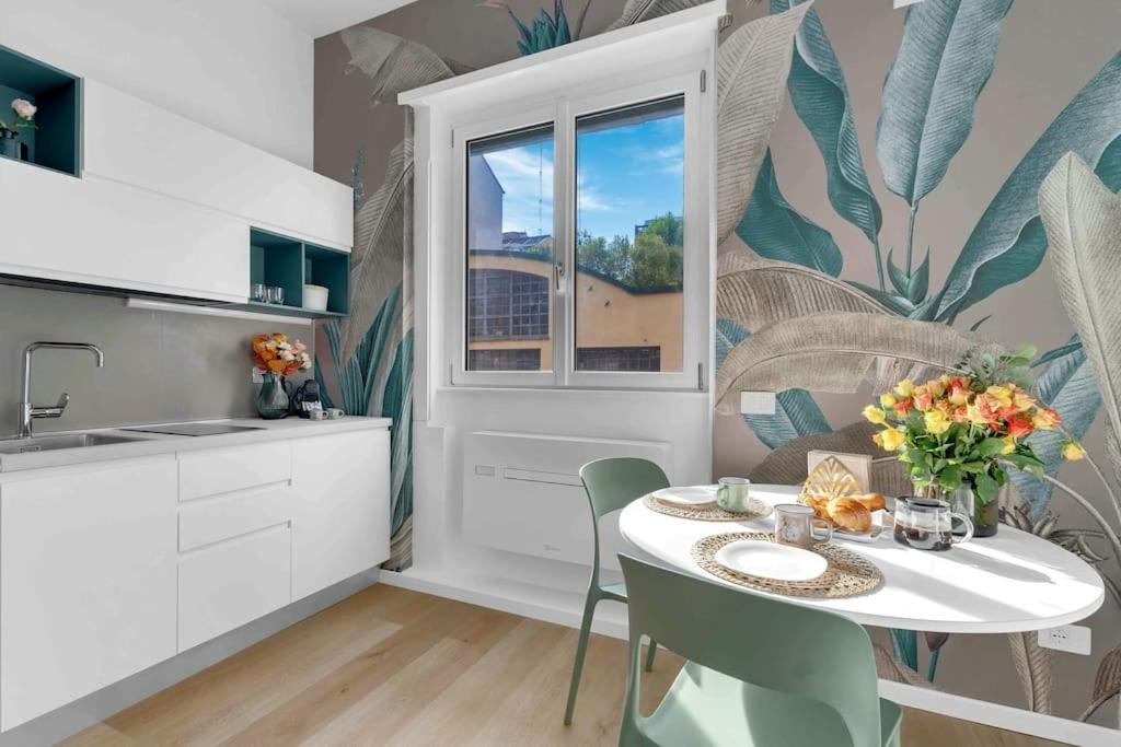 House In Fashion - Flat Near Navigli, Tortona & Duomo Area Milan