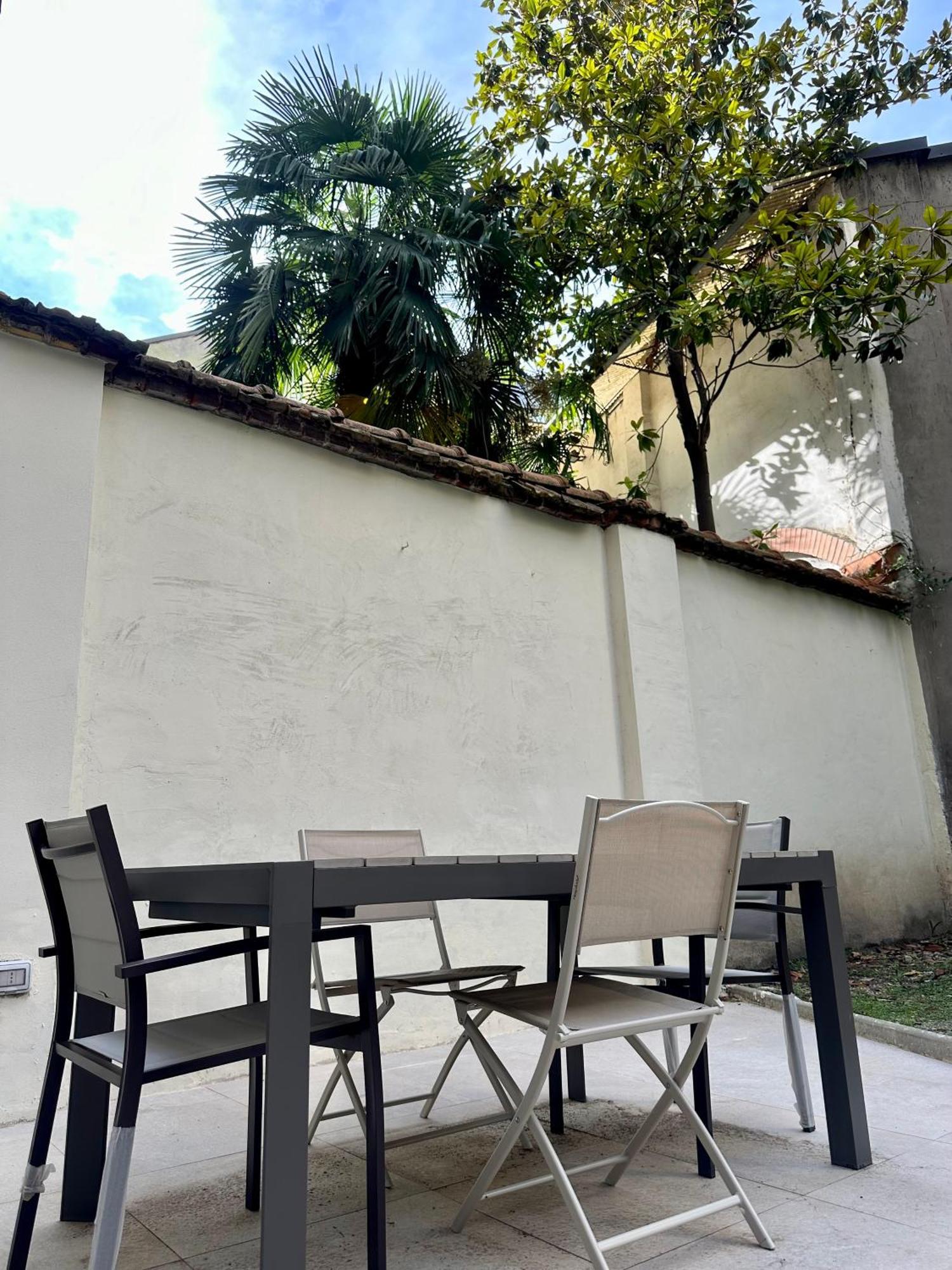 Apartment Lr Deluxe - Porta Venezia - Bilocale Con Giardino Privato Milan