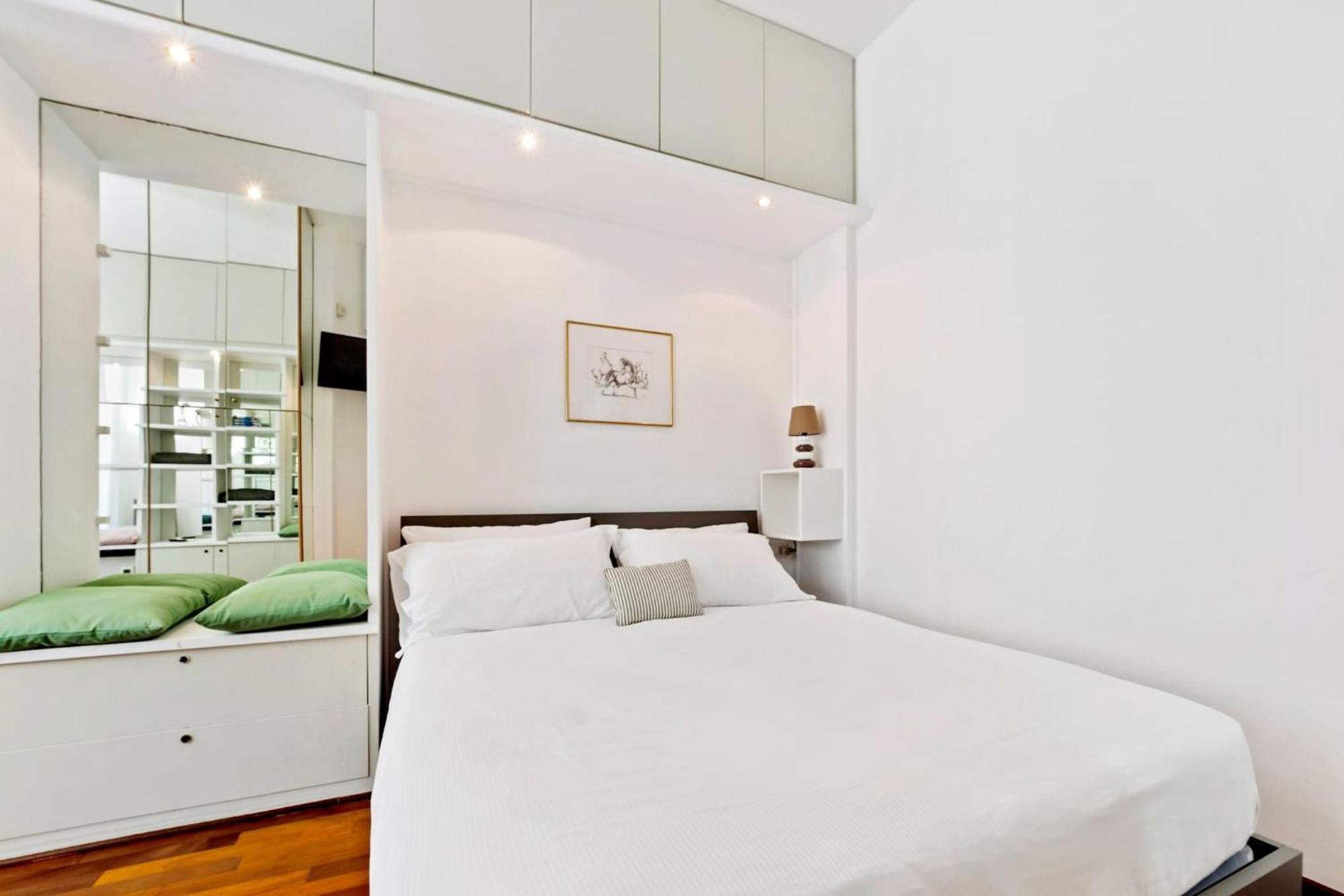 Apartment Lovely In The Hearth Of Brera By Rentopolis Milan
