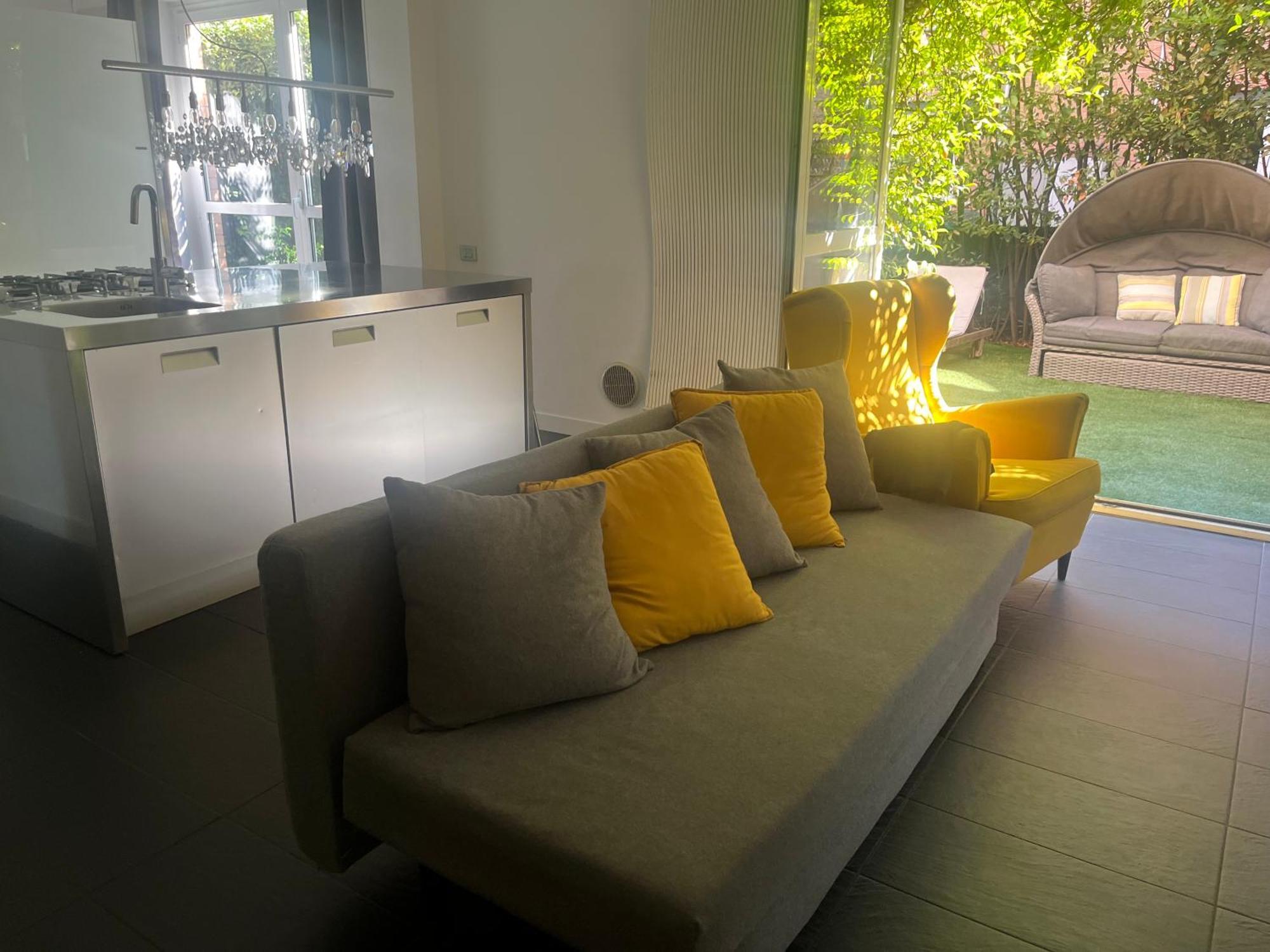 Apartment Sunny Design Loft In Milan