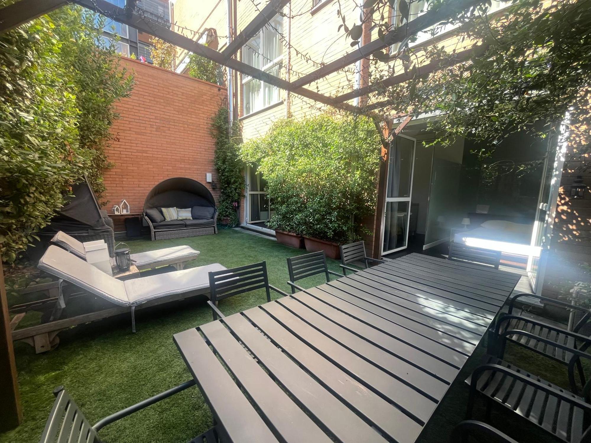 Sunny Design Loft In Apartment Milan