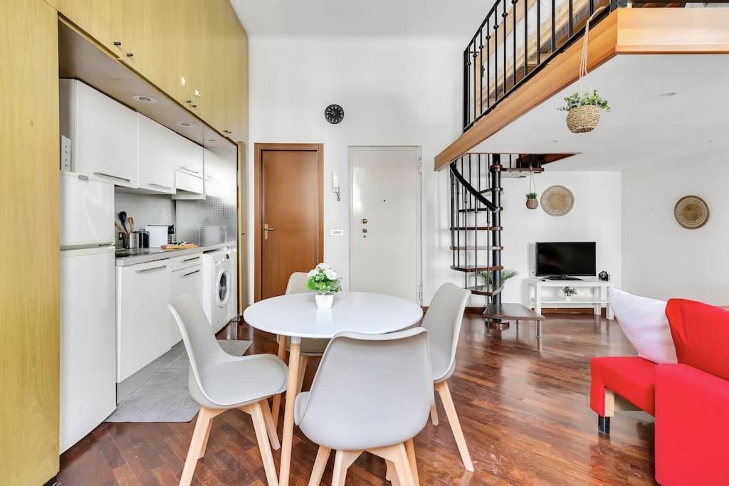 15min From The Duomo-500 M From The Metro Apartment