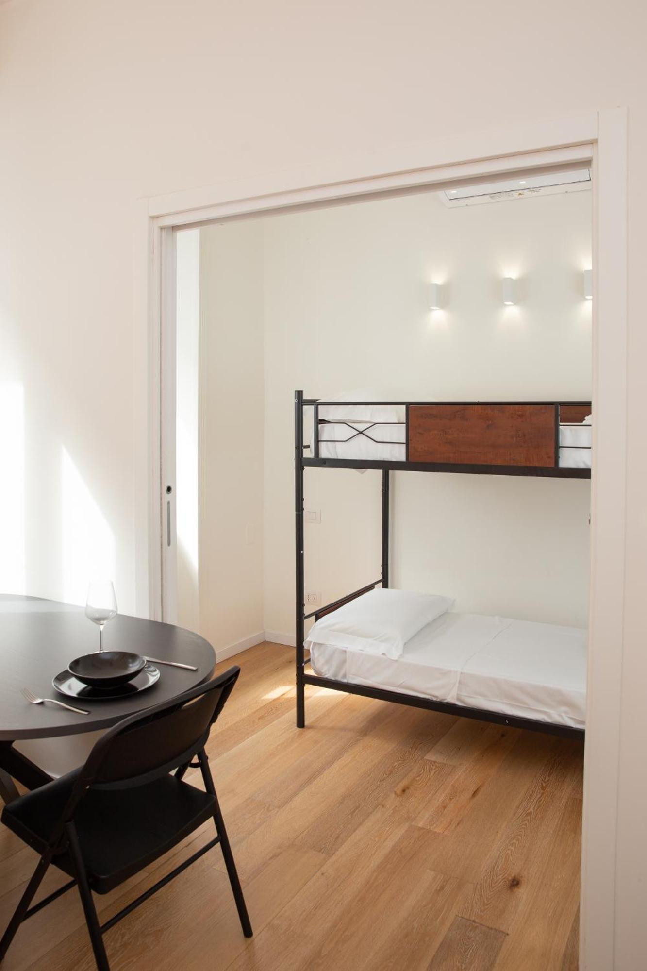 Klimt Central Station - Two Apartment Milan