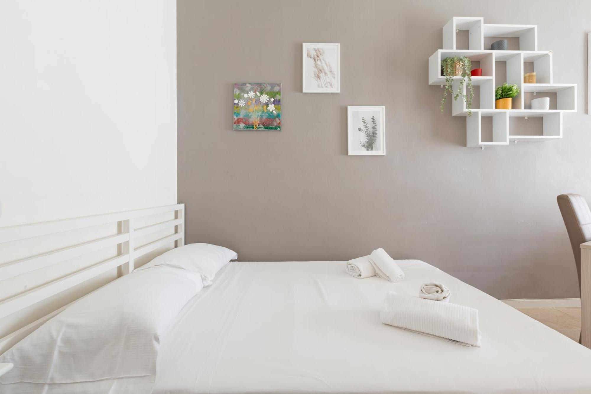 M1 Gambara Balcony * Milano