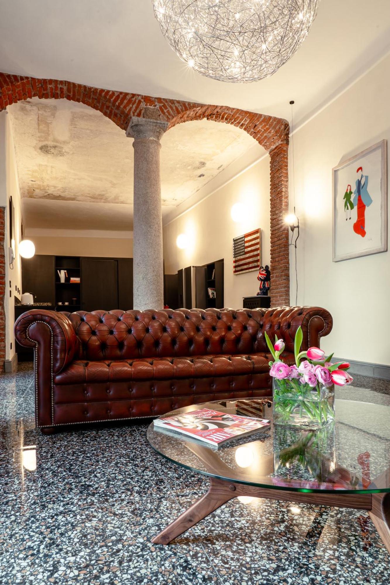 Luxury Loft Near Duomo And Garage * Milão