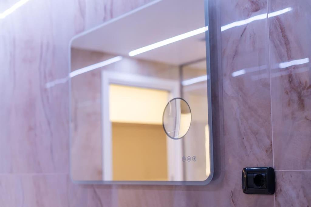 Luxury & Art A Due Passi Dall'universita Bocconi Apartment Milan