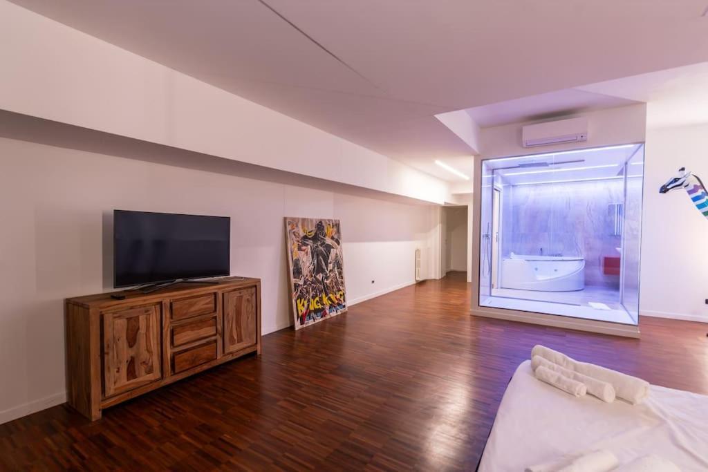 Luxury & Art A Due Passi Dall'universita Bocconi * Milan