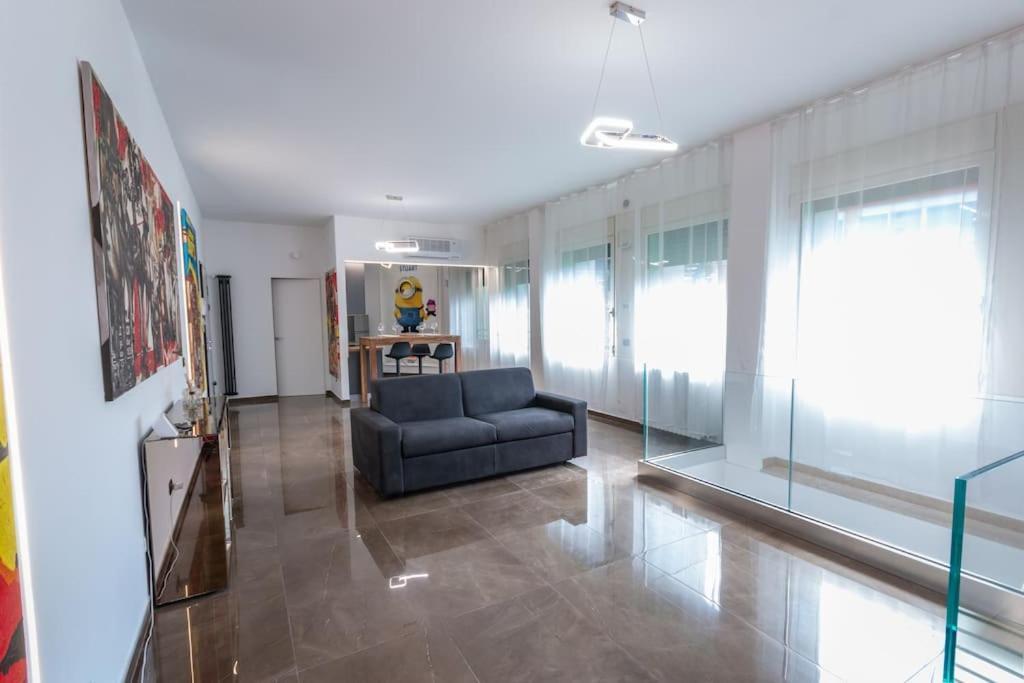 Luxury & Art A Due Passi Dall'universita Bocconi Apartment Milan