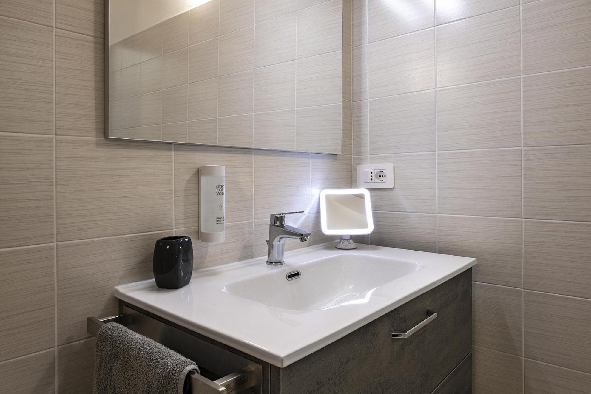 5 Minuti Martesana Elegante Apartamento