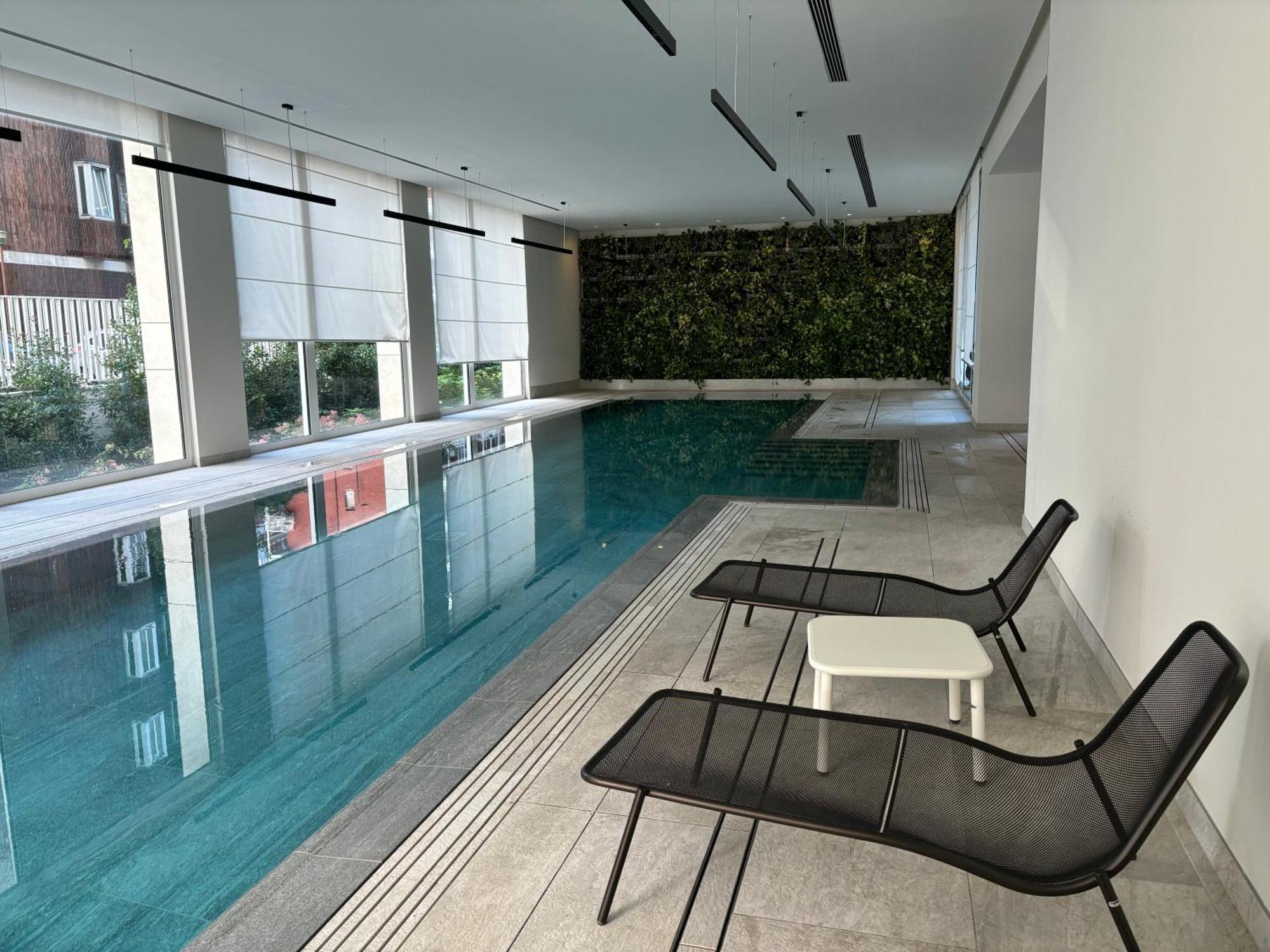Torre Skyview Gym Pool & Rooftop Apartment